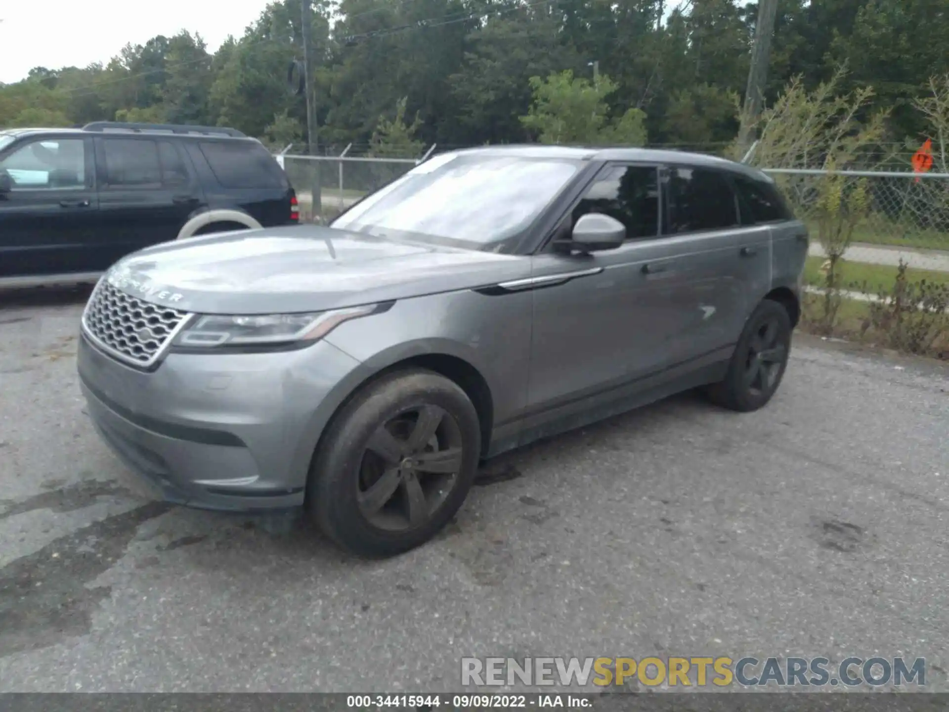 2 Photograph of a damaged car SALYB2EX5LA262361 LAND ROVER RANGE ROVER VELAR 2020