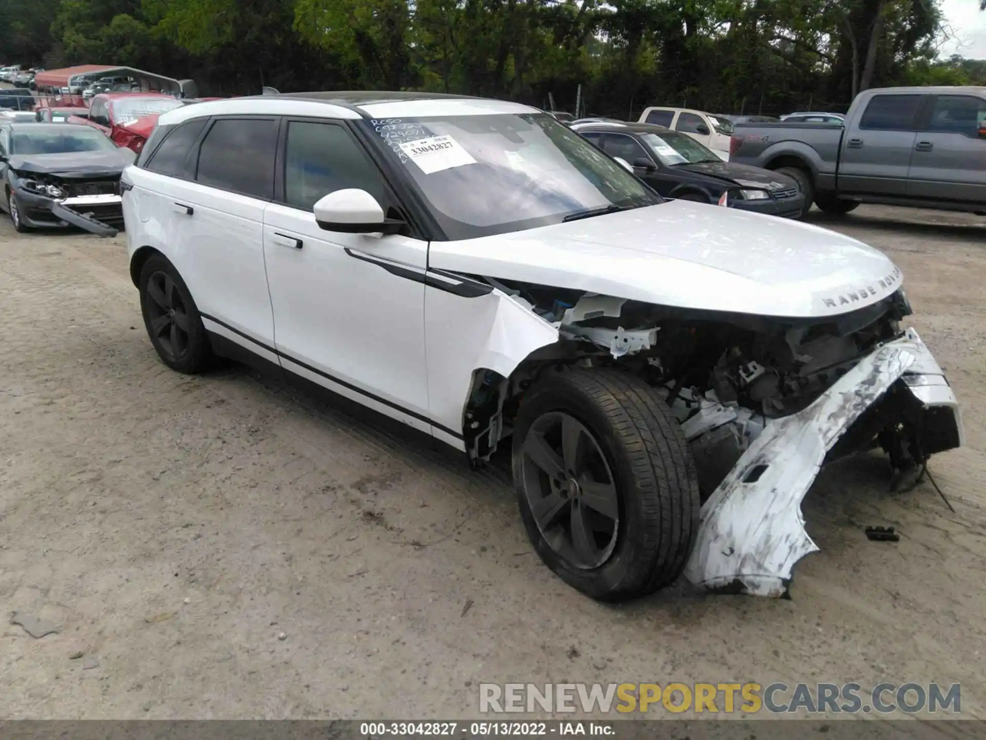 1 Photograph of a damaged car SALYB2EX6LA254348 LAND ROVER RANGE ROVER VELAR 2020