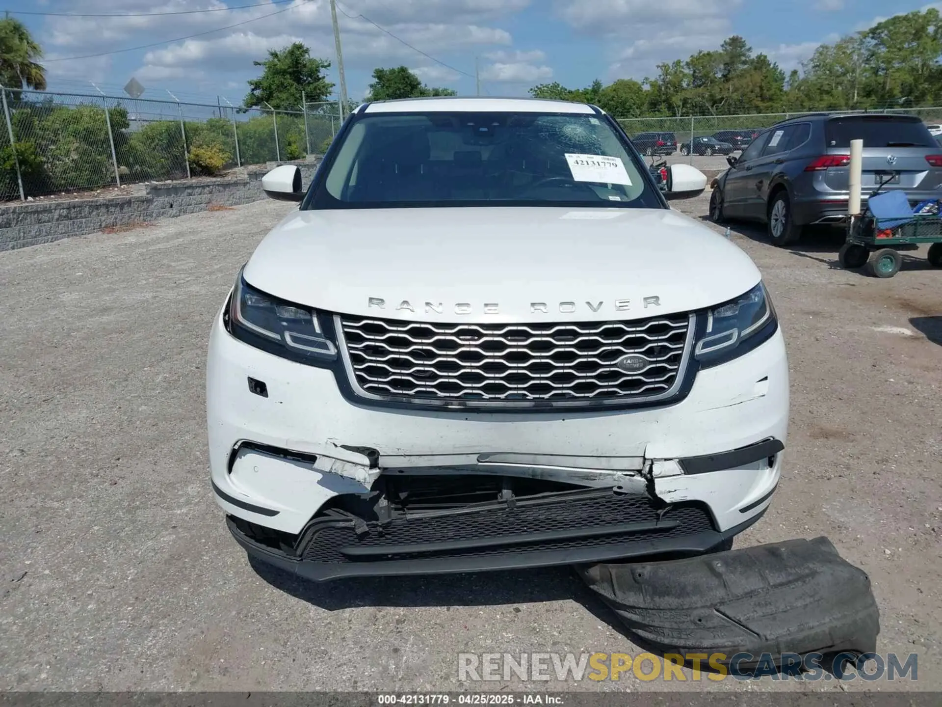 12 Photograph of a damaged car SALYB2EX7LA252141 LAND ROVER RANGE ROVER VELAR 2020