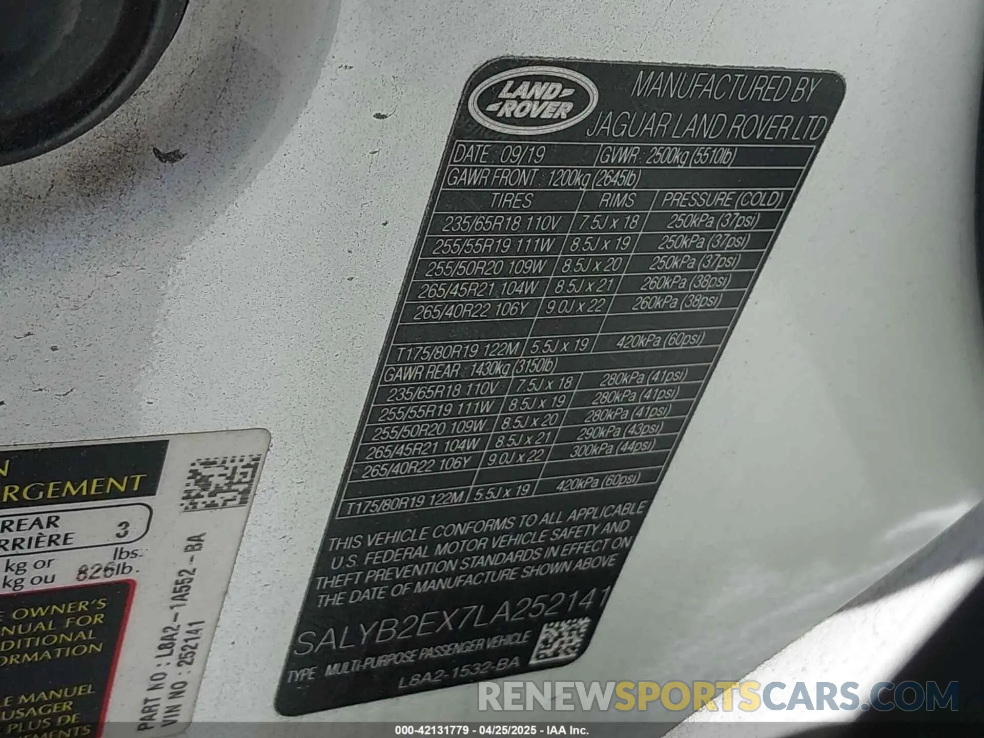 9 Photograph of a damaged car SALYB2EX7LA252141 LAND ROVER RANGE ROVER VELAR 2020