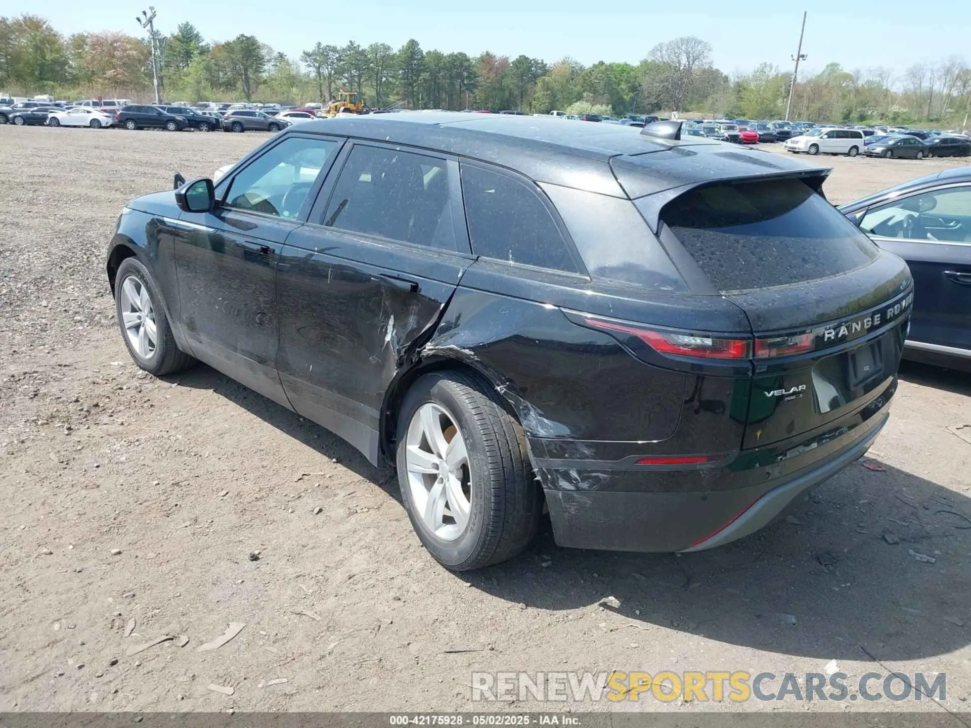 6 Photograph of a damaged car SALYB2EX8LA265495 LAND ROVER RANGE ROVER VELAR 2020