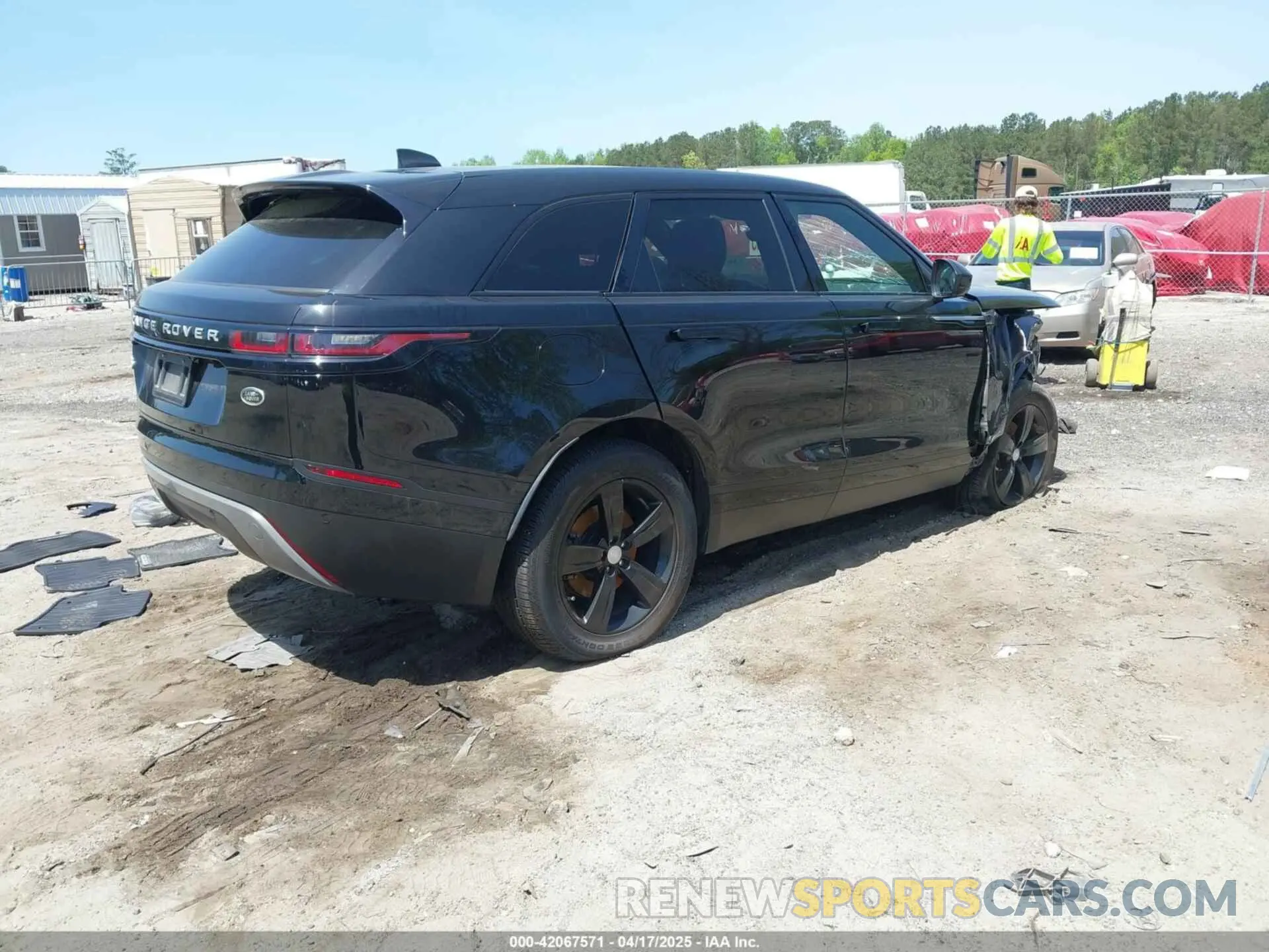 4 Photograph of a damaged car SALYB2EX8LA266081 LAND ROVER RANGE ROVER VELAR 2020