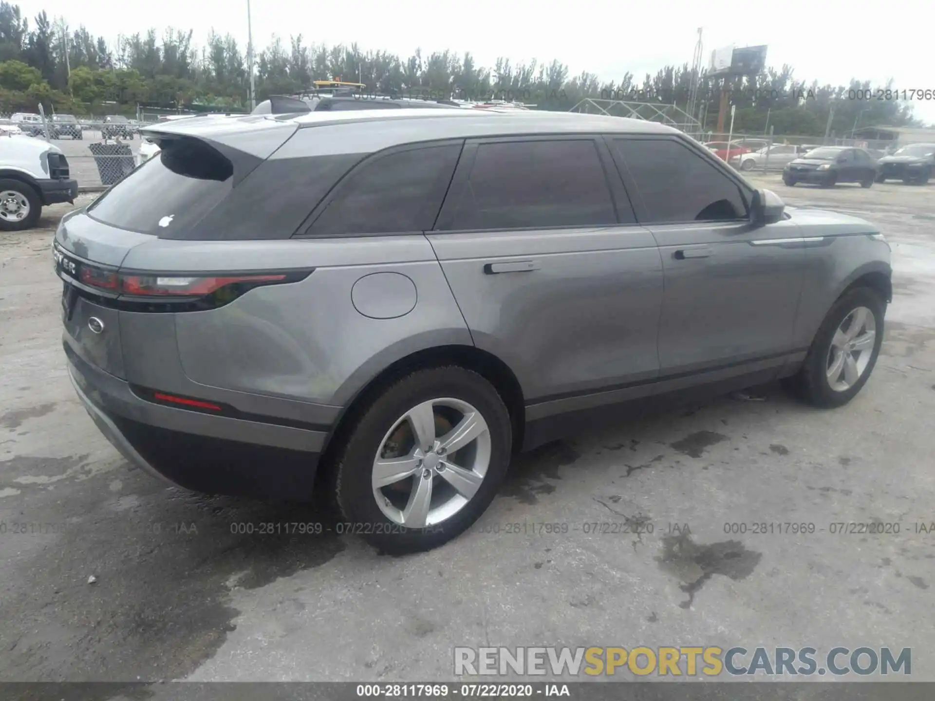 4 Photograph of a damaged car SALYB2EX9LA252075 LAND ROVER RANGE ROVER VELAR 2020