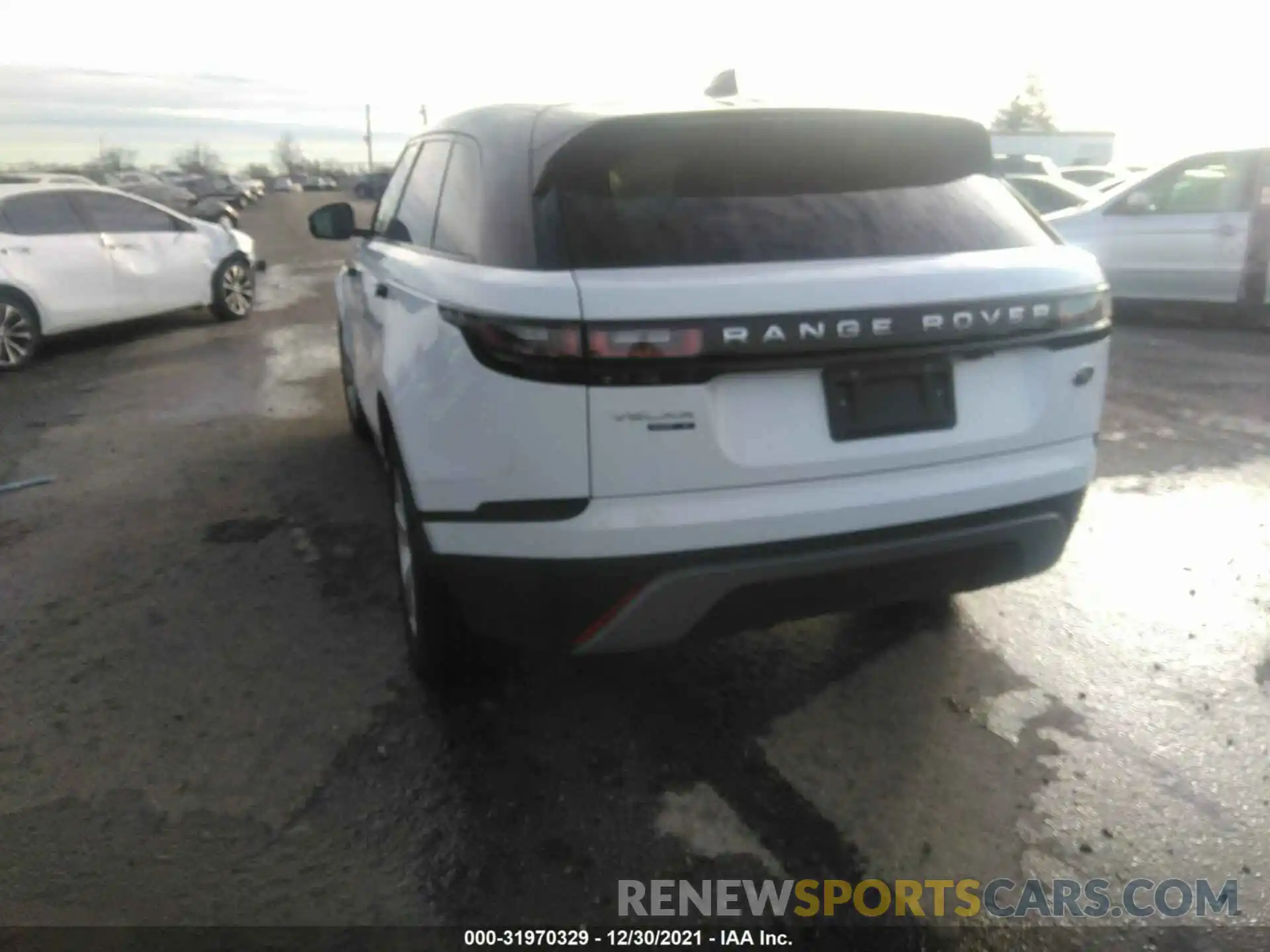 3 Photograph of a damaged car SALYB2EX9LA269572 LAND ROVER RANGE ROVER VELAR 2020