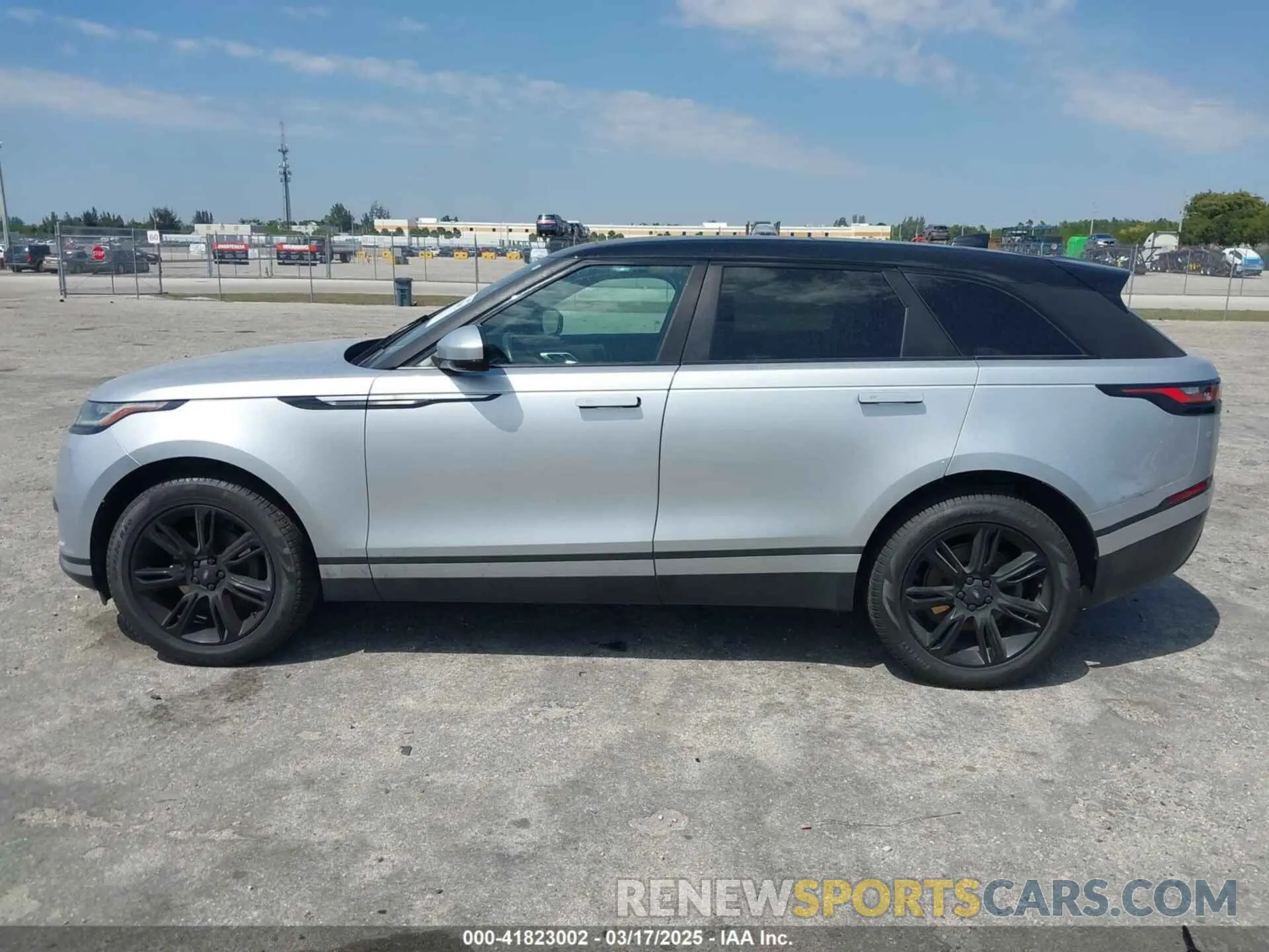 15 Photograph of a damaged car SALYB2EXXLA255258 LAND ROVER RANGE ROVER VELAR 2020
