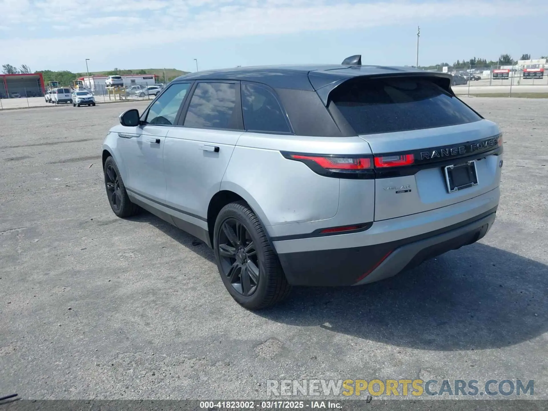 3 Photograph of a damaged car SALYB2EXXLA255258 LAND ROVER RANGE ROVER VELAR 2020