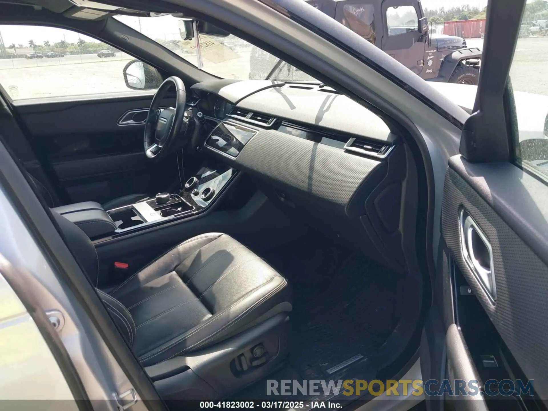 5 Photograph of a damaged car SALYB2EXXLA255258 LAND ROVER RANGE ROVER VELAR 2020