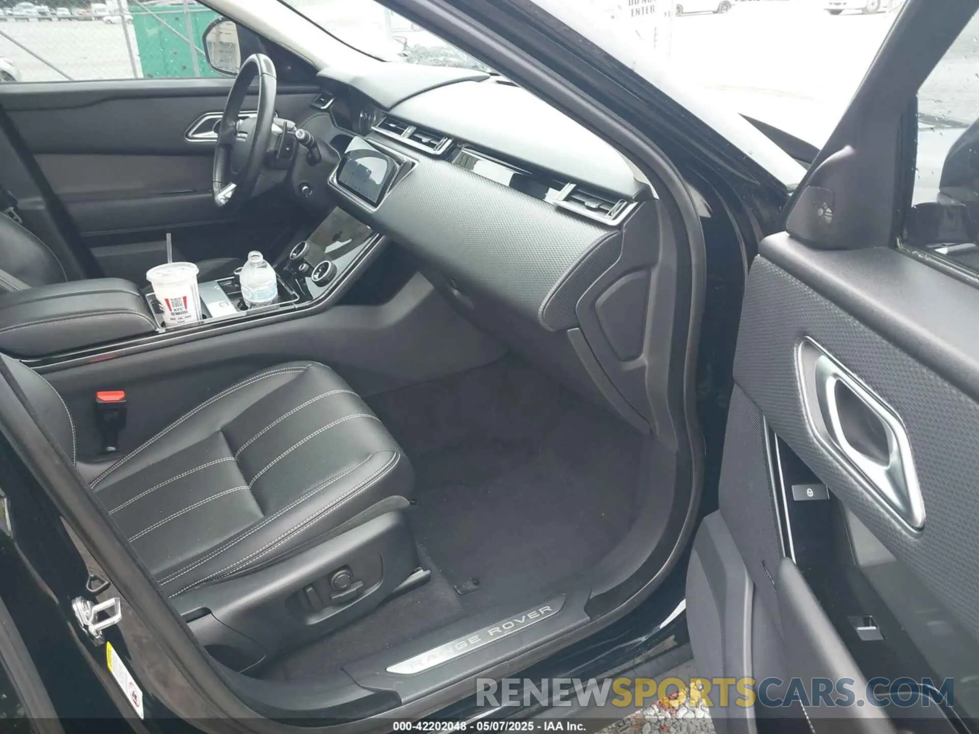 5 Photograph of a damaged car SALYB2EXXLA265661 LAND ROVER RANGE ROVER VELAR 2020