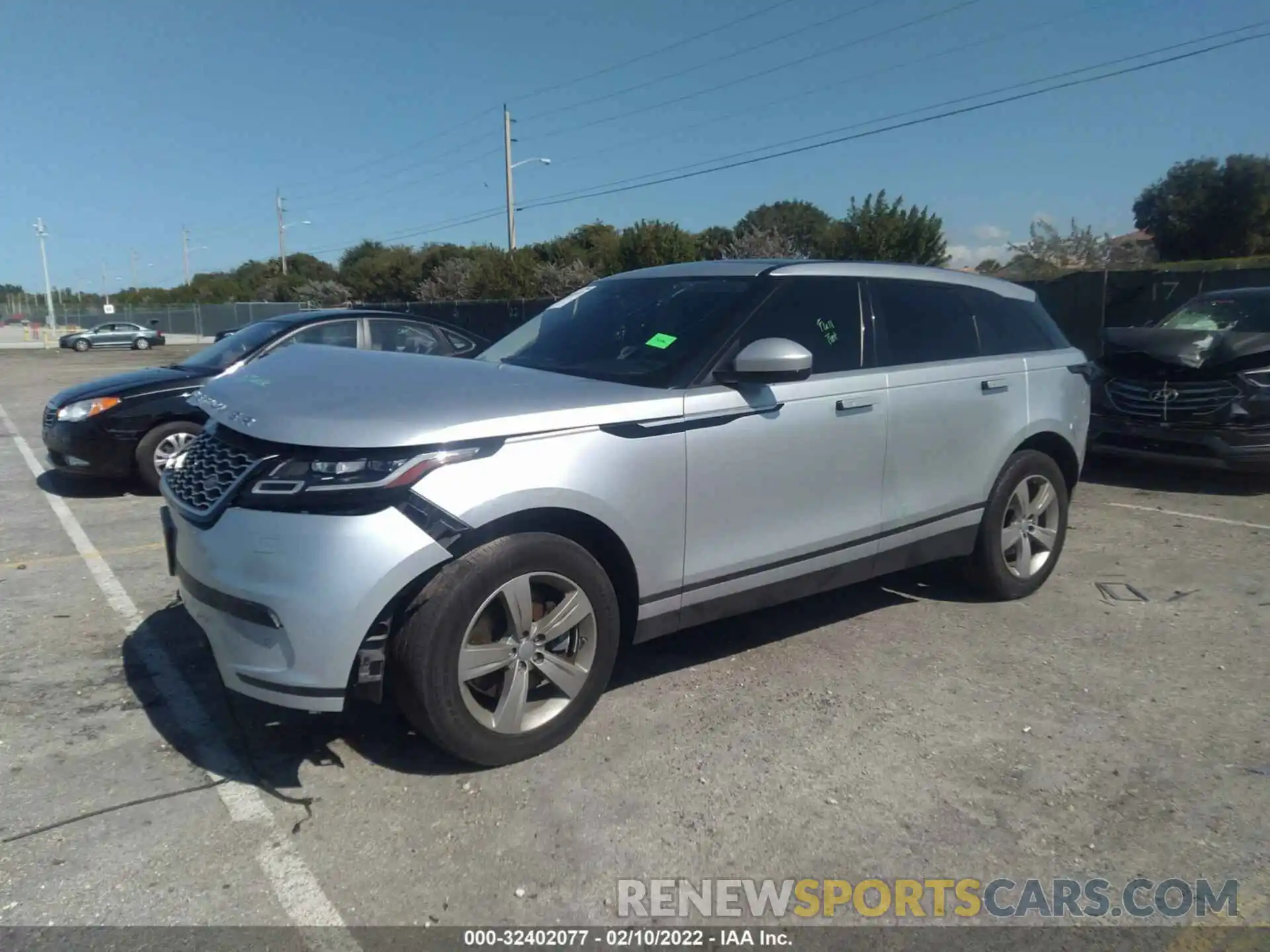 2 Photograph of a damaged car SALYB2FV5LA268612 LAND ROVER RANGE ROVER VELAR 2020