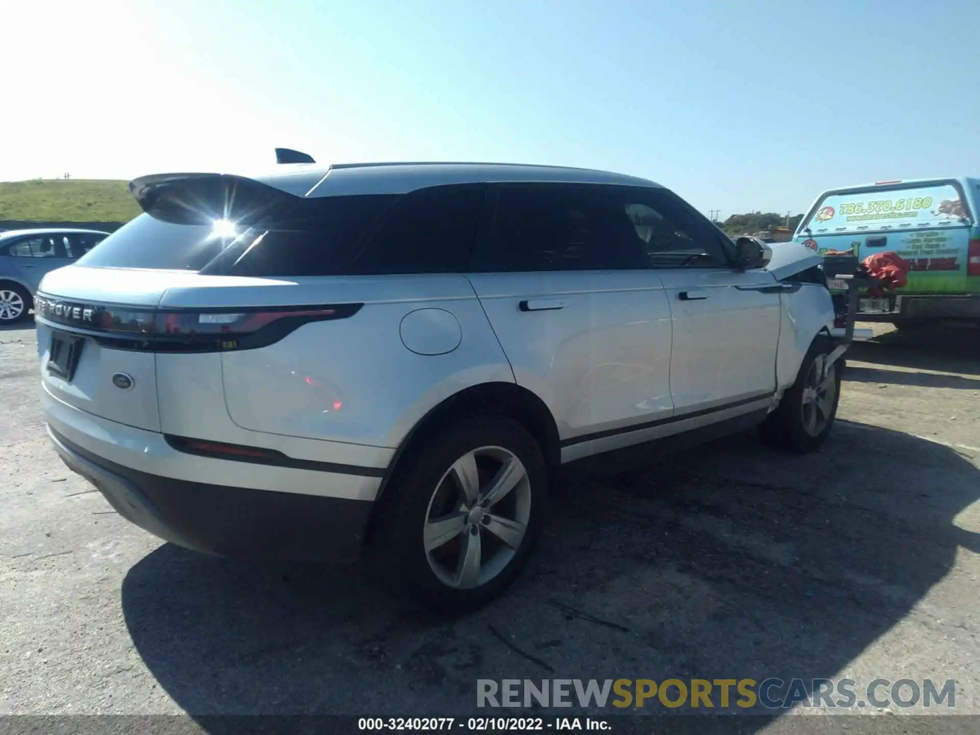 4 Photograph of a damaged car SALYB2FV5LA268612 LAND ROVER RANGE ROVER VELAR 2020