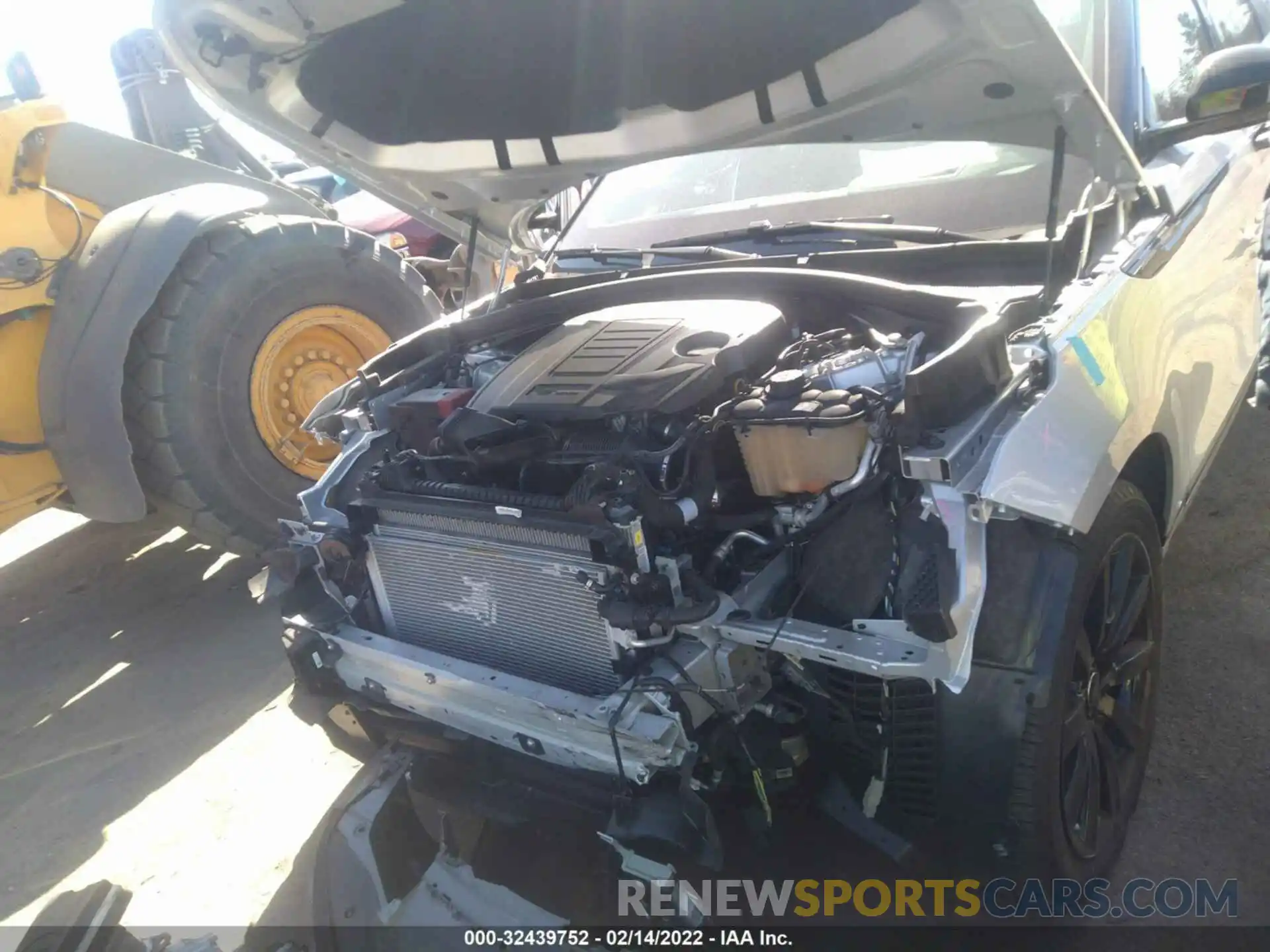 10 Photograph of a damaged car SALYK2EX1LA282512 LAND ROVER RANGE ROVER VELAR 2020