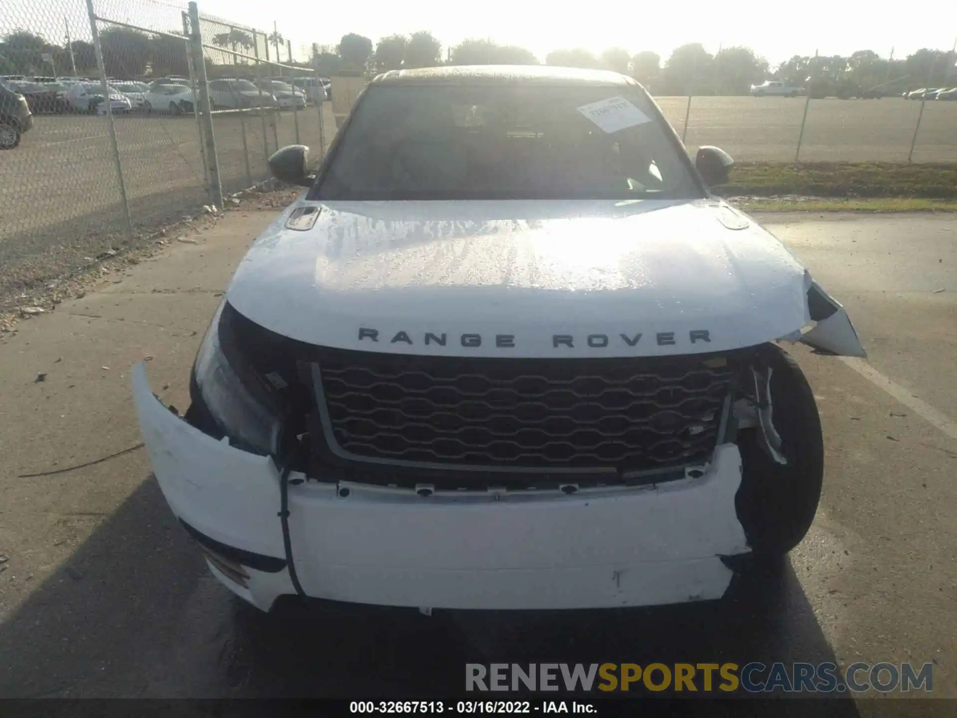 6 Photograph of a damaged car SALYK2EX1LA295020 LAND ROVER RANGE ROVER VELAR 2020