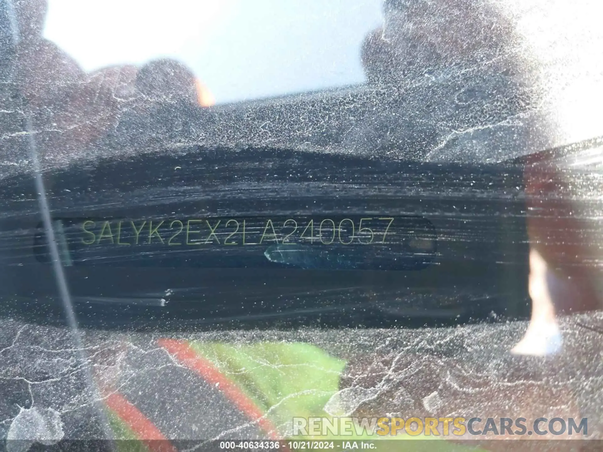 9 Photograph of a damaged car SALYK2EX2LA240057 LAND ROVER RANGE ROVER VELAR 2020