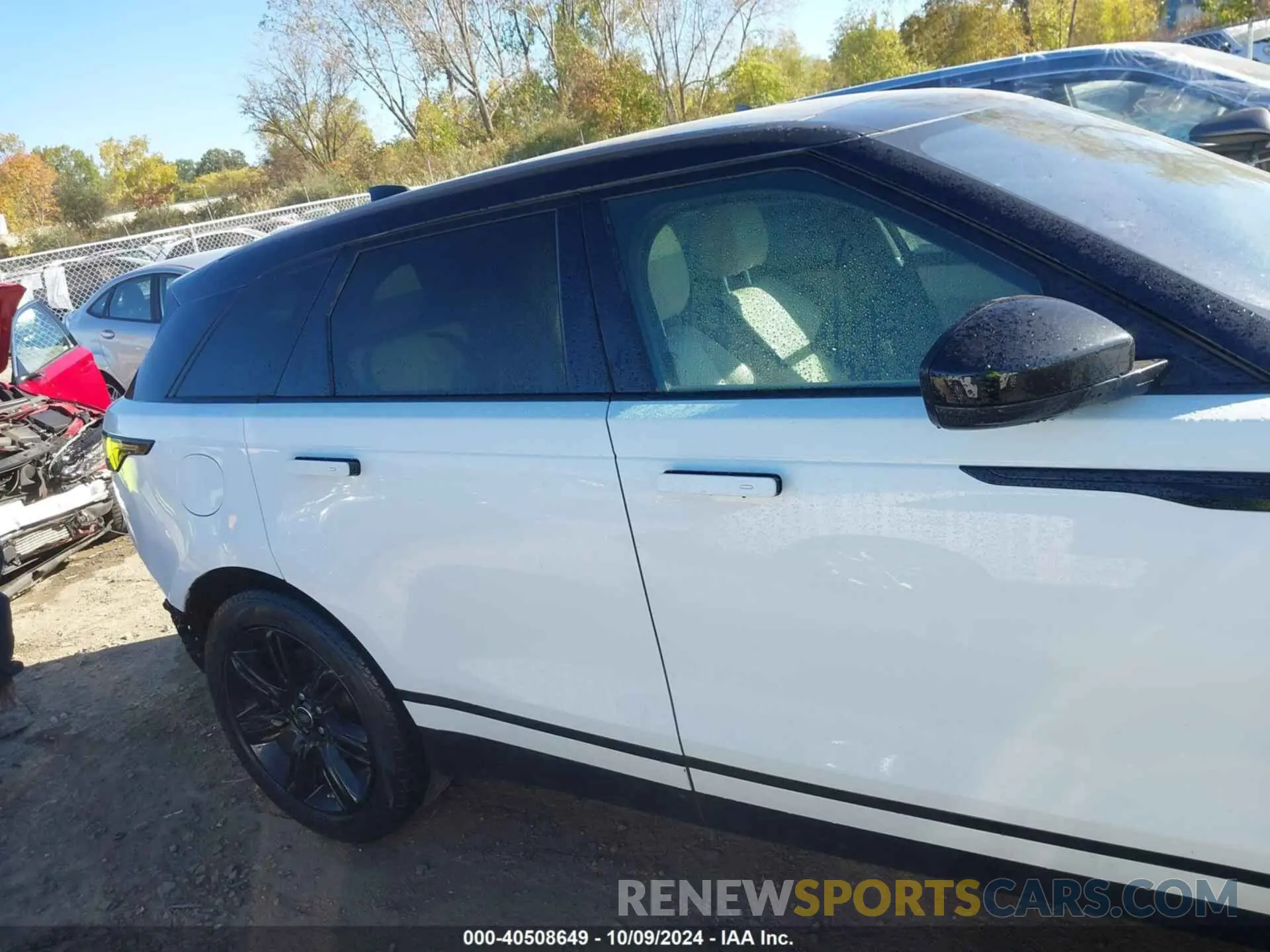 14 Photograph of a damaged car SALYK2EX2LA255495 LAND ROVER RANGE ROVER VELAR 2020