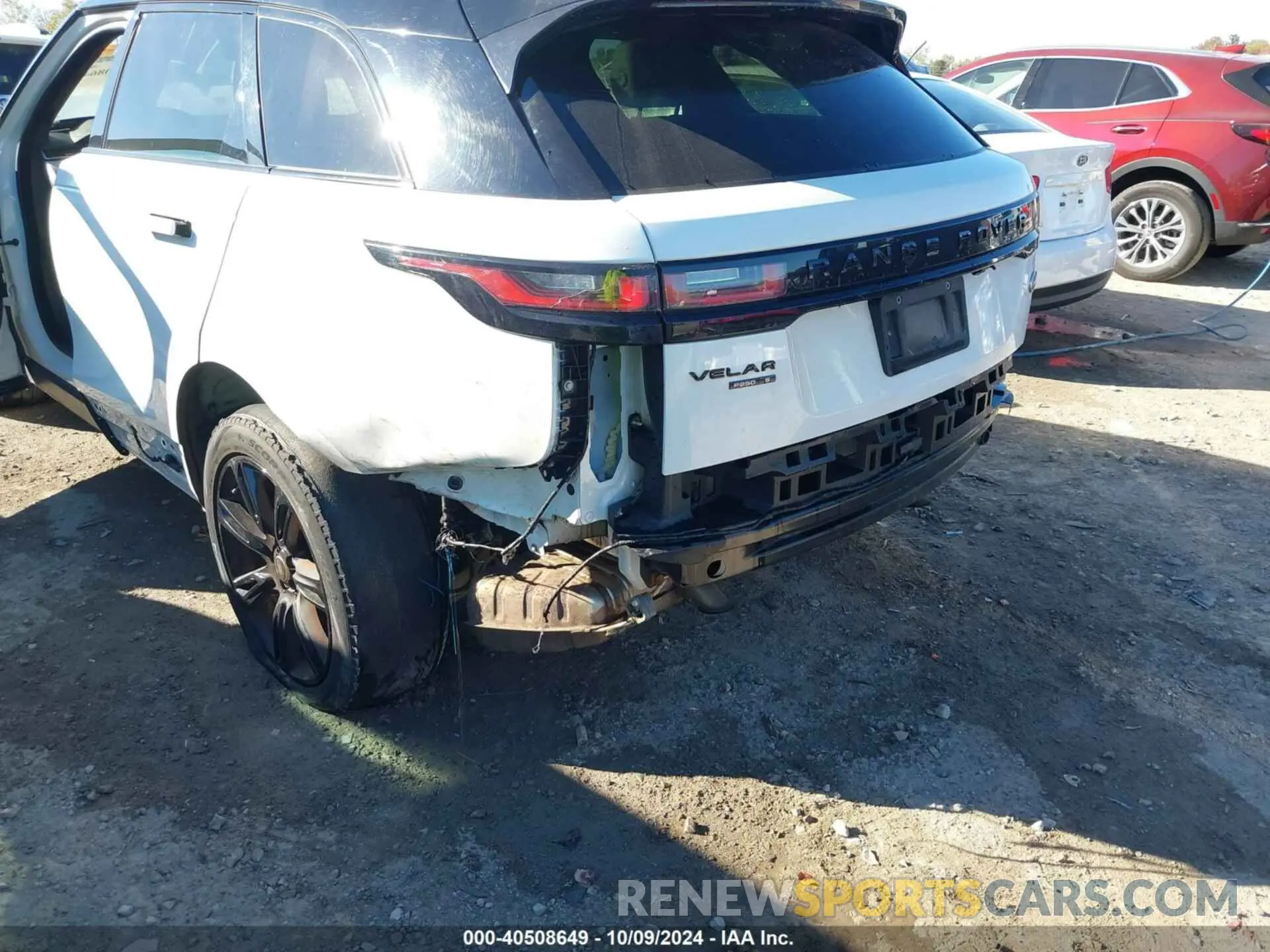 6 Photograph of a damaged car SALYK2EX2LA255495 LAND ROVER RANGE ROVER VELAR 2020