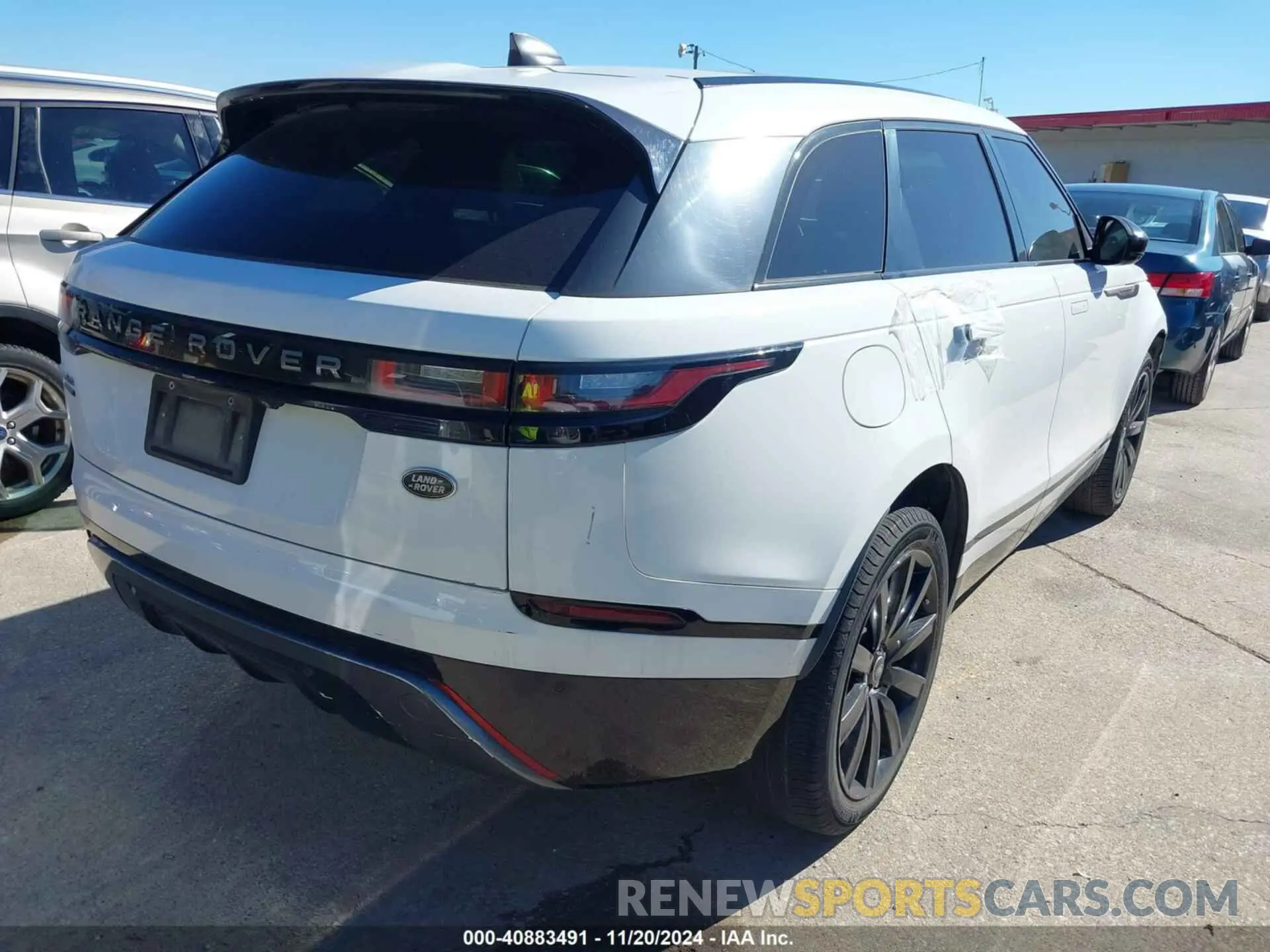 4 Photograph of a damaged car SALYK2EX3LA238074 LAND ROVER RANGE ROVER VELAR 2020