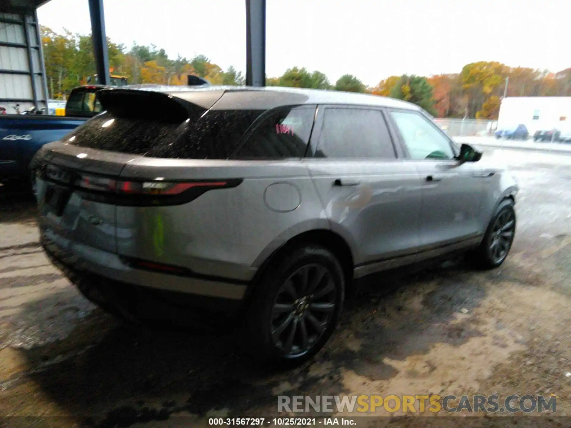 4 Photograph of a damaged car SALYK2EX3LA285007 LAND ROVER RANGE ROVER VELAR 2020