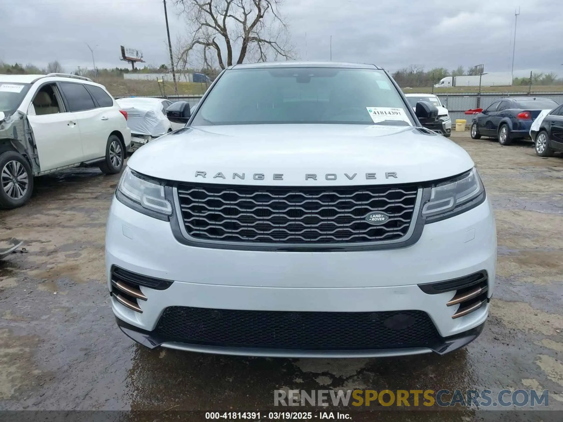 13 Photograph of a damaged car SALYK2EX3LA291471 LAND ROVER RANGE ROVER VELAR 2020