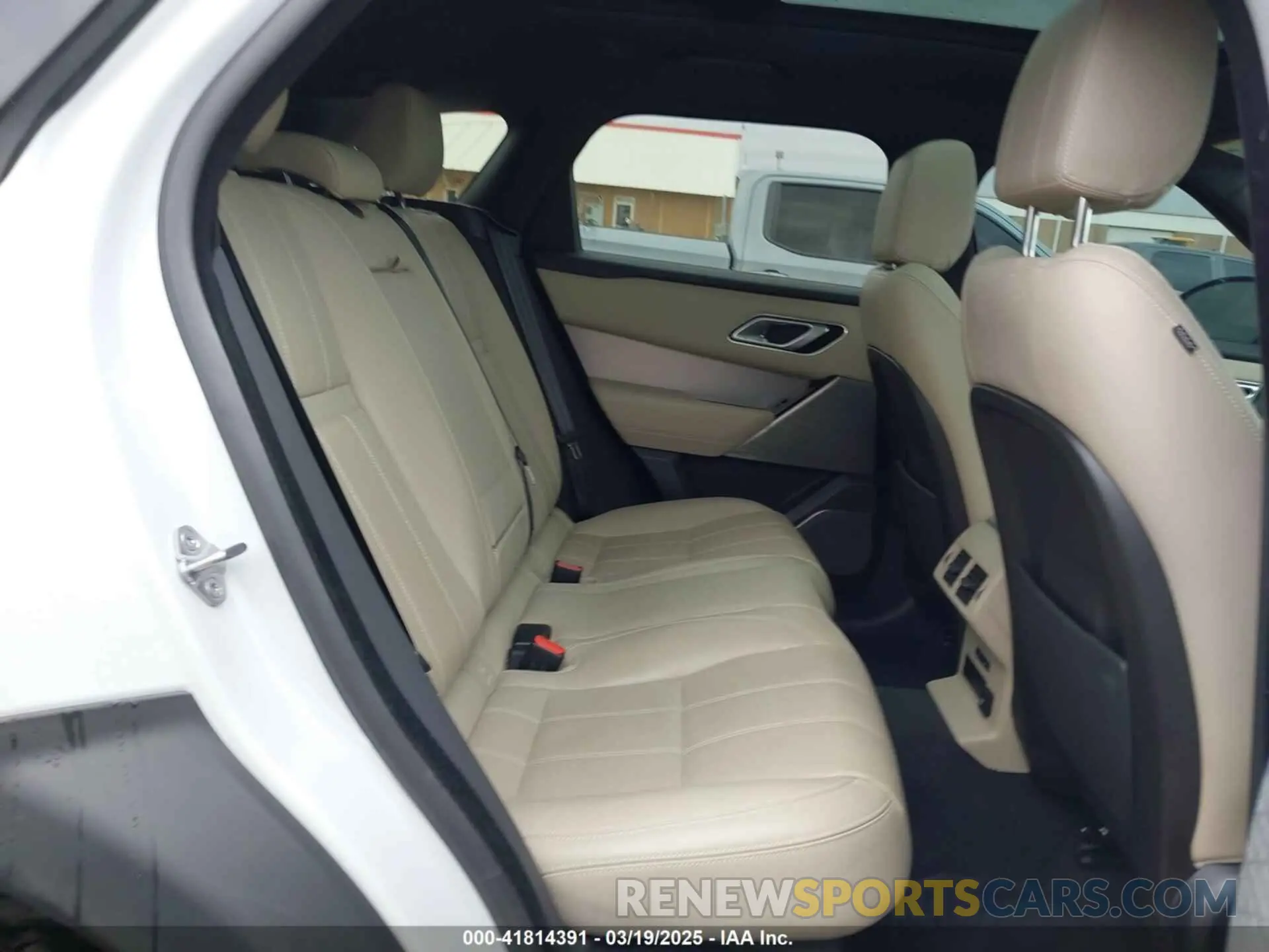 8 Photograph of a damaged car SALYK2EX3LA291471 LAND ROVER RANGE ROVER VELAR 2020