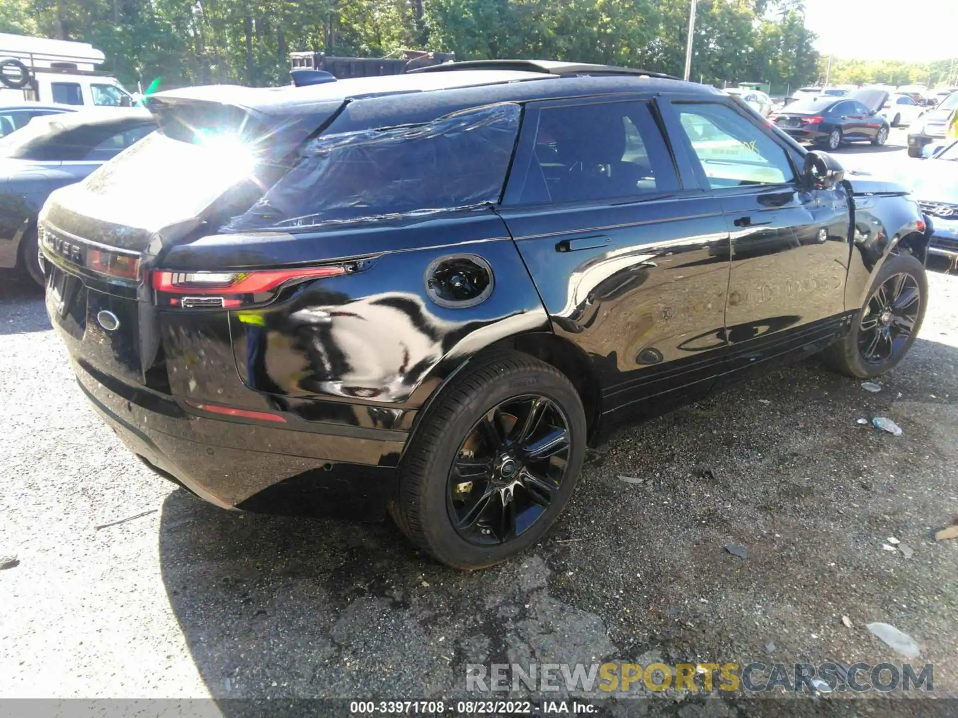 4 Photograph of a damaged car SALYK2EX4LA288997 LAND ROVER RANGE ROVER VELAR 2020