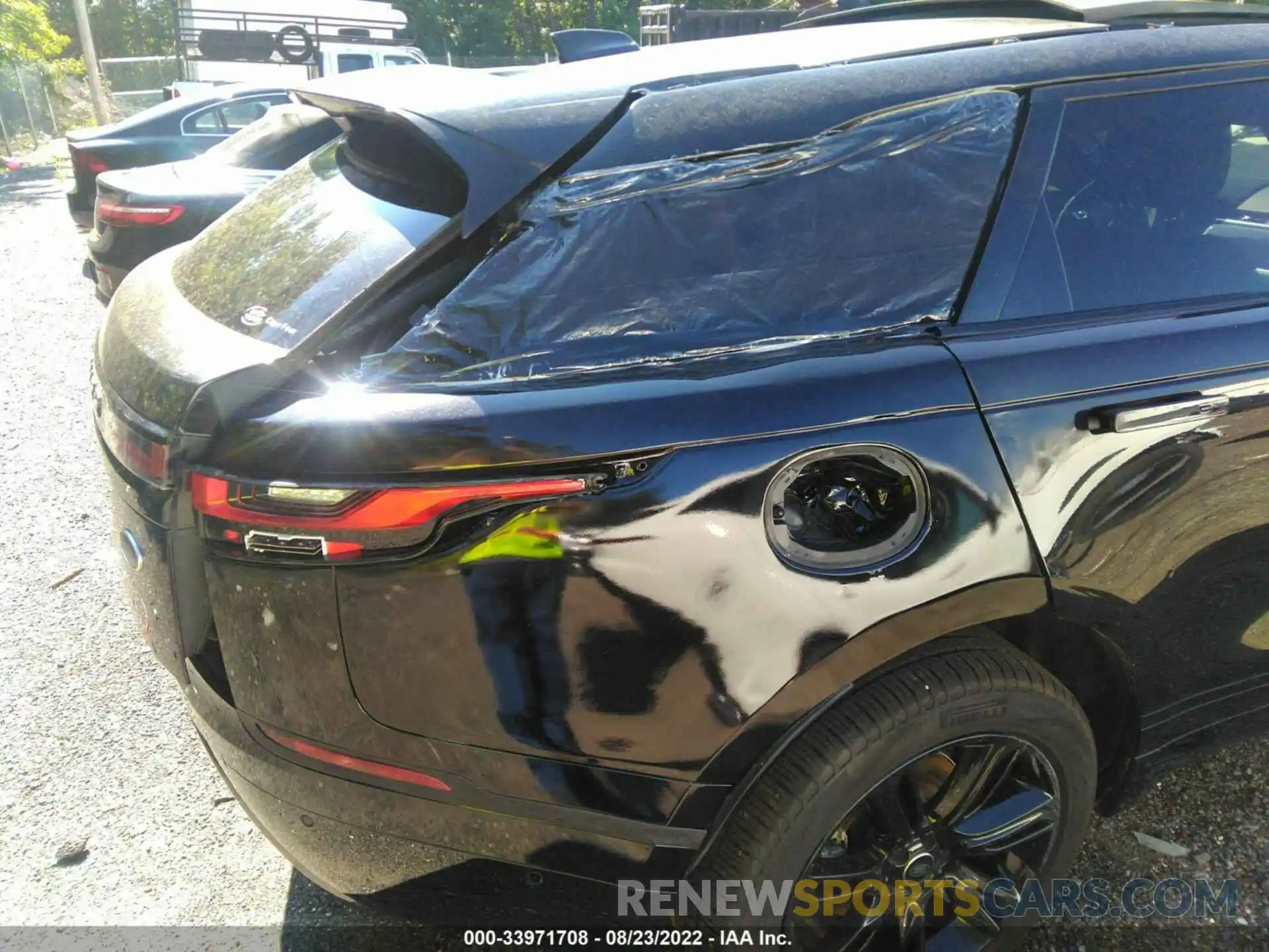 6 Photograph of a damaged car SALYK2EX4LA288997 LAND ROVER RANGE ROVER VELAR 2020