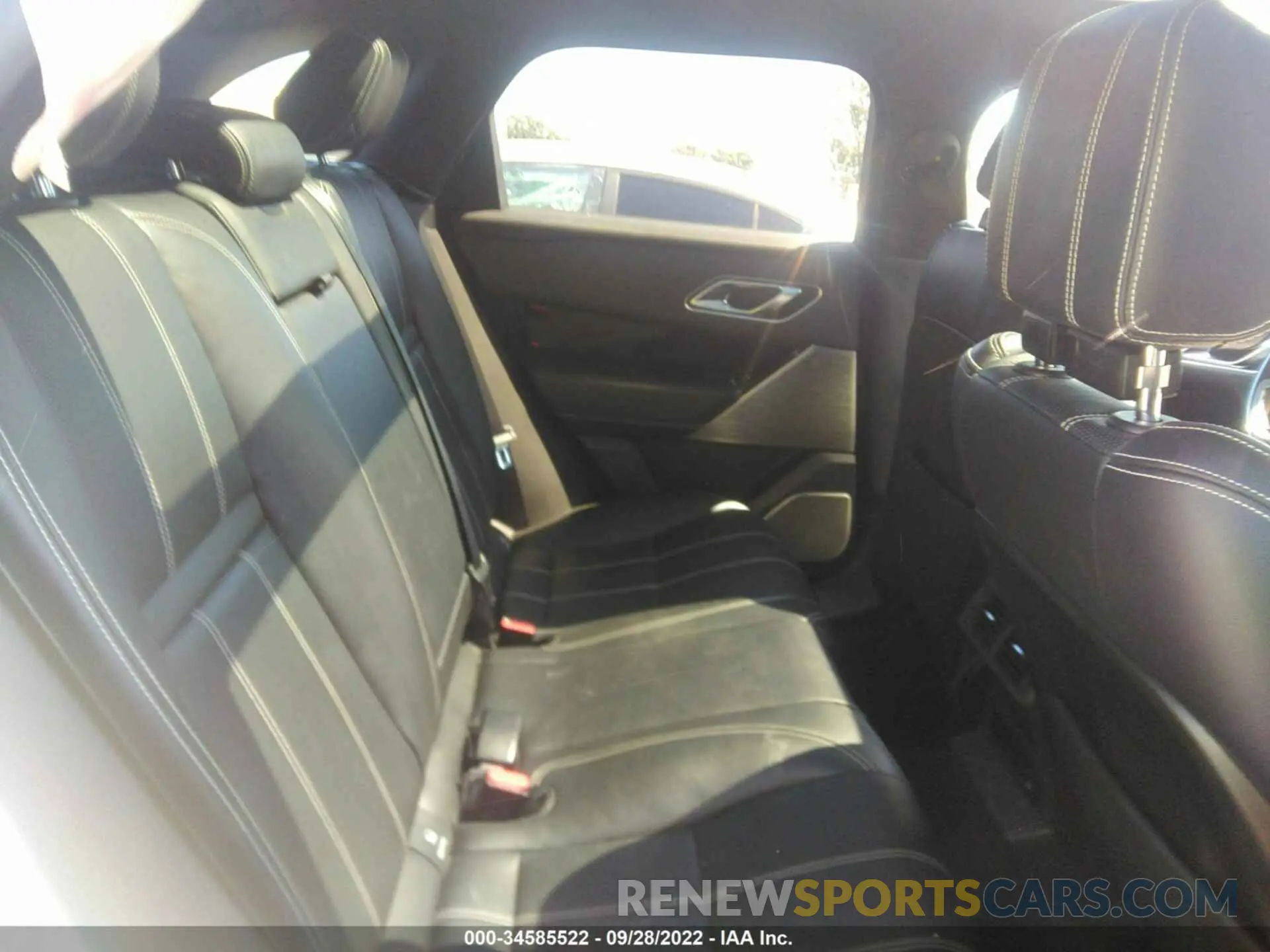 8 Photograph of a damaged car SALYK2EX6LA238893 LAND ROVER RANGE ROVER VELAR 2020