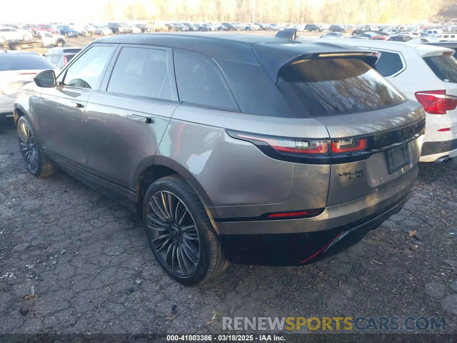 3 Photograph of a damaged car SALYK2EX8LA275671 LAND ROVER RANGE ROVER VELAR 2020
