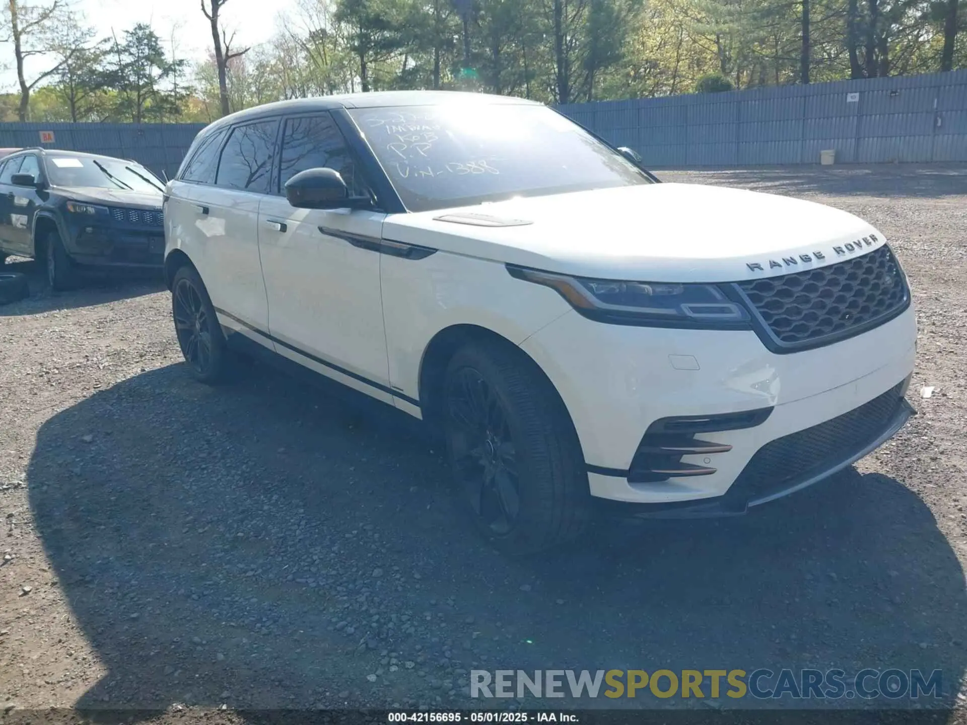 1 Photograph of a damaged car SALYK2EX9LA261388 LAND ROVER RANGE ROVER VELAR 2020