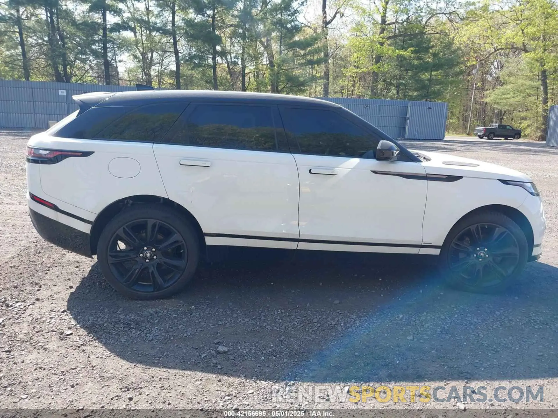 13 Photograph of a damaged car SALYK2EX9LA261388 LAND ROVER RANGE ROVER VELAR 2020