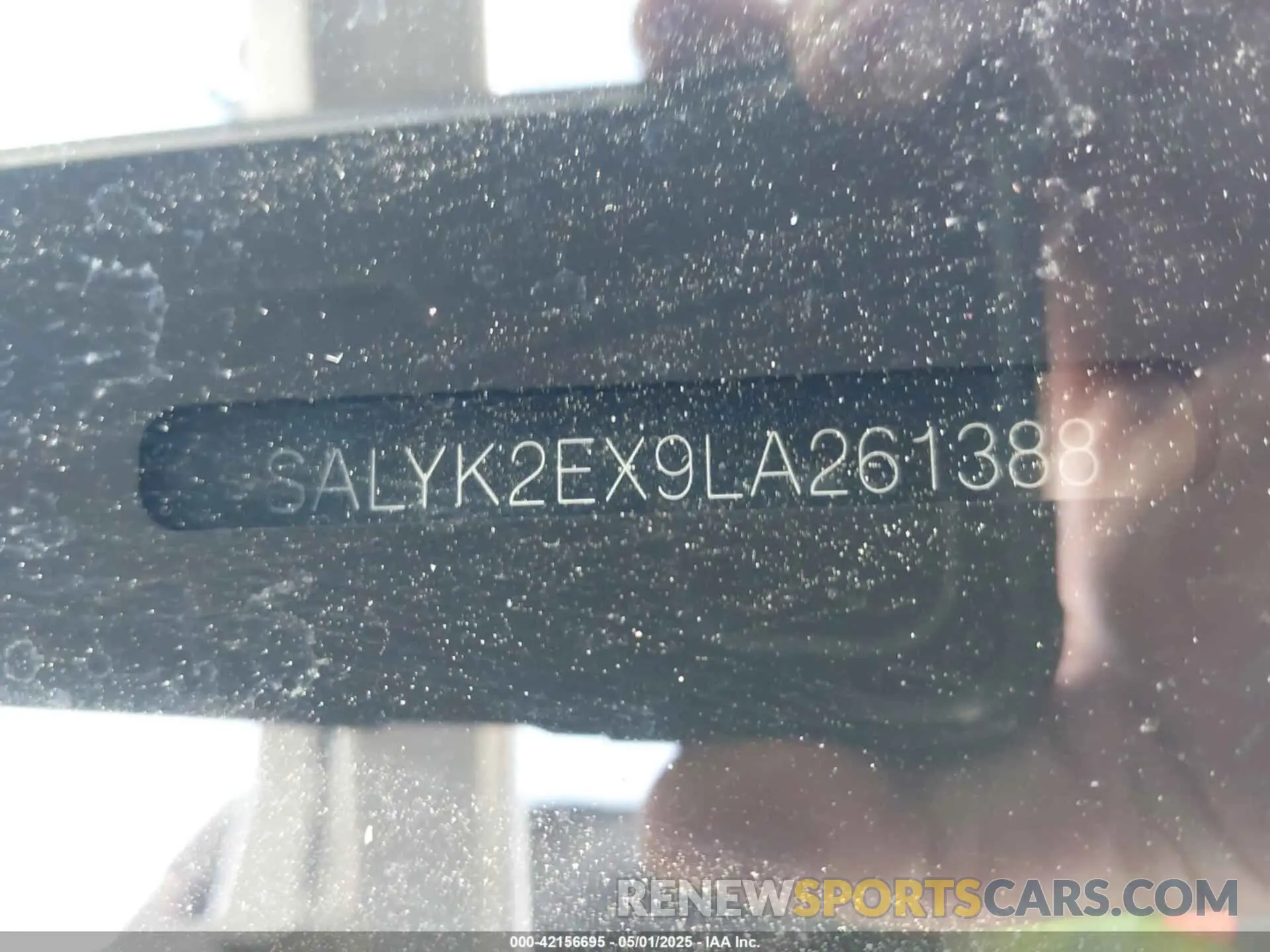 9 Photograph of a damaged car SALYK2EX9LA261388 LAND ROVER RANGE ROVER VELAR 2020