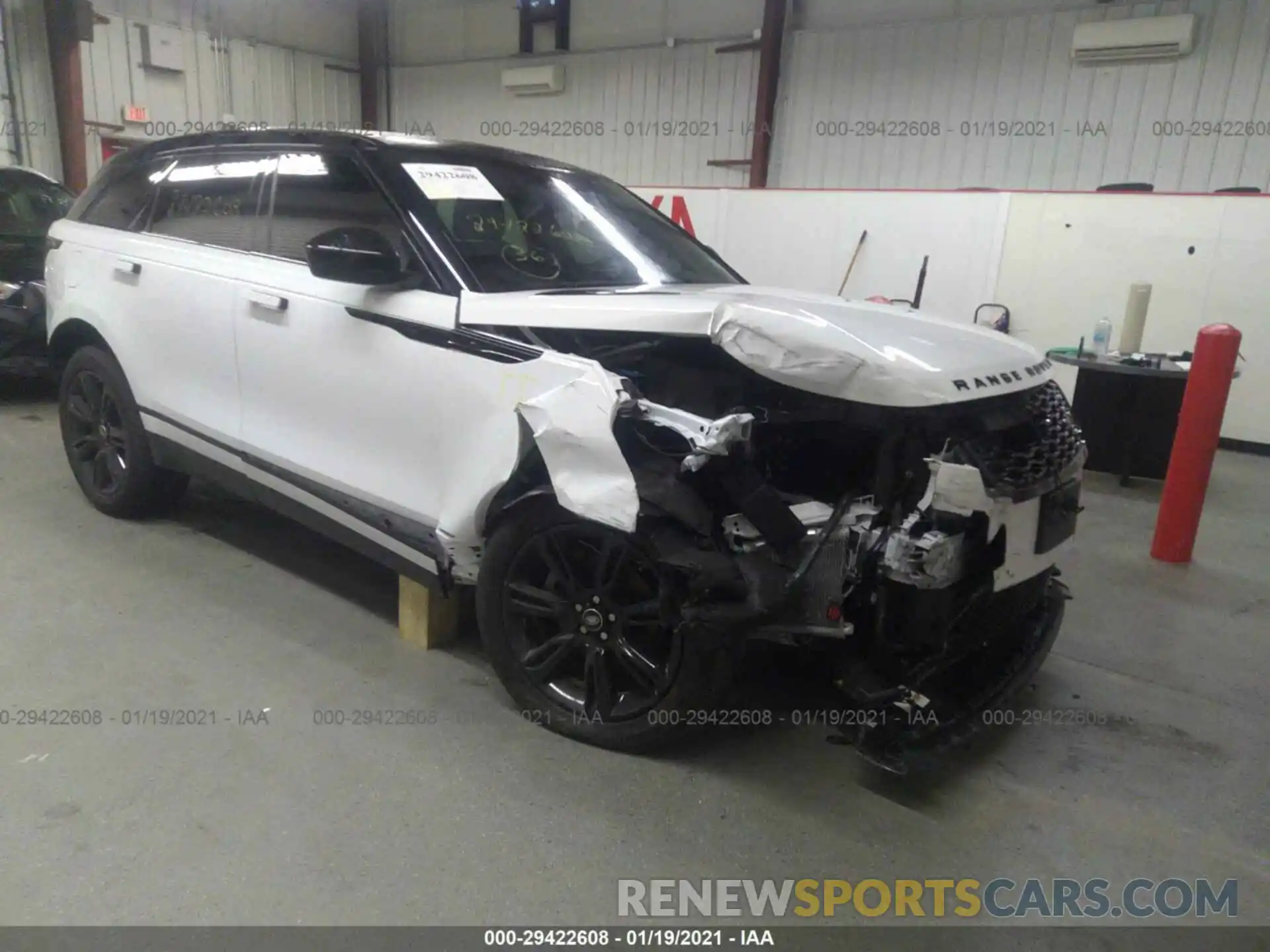 1 Photograph of a damaged car SALYK2EX9LA275095 LAND ROVER RANGE ROVER VELAR 2020