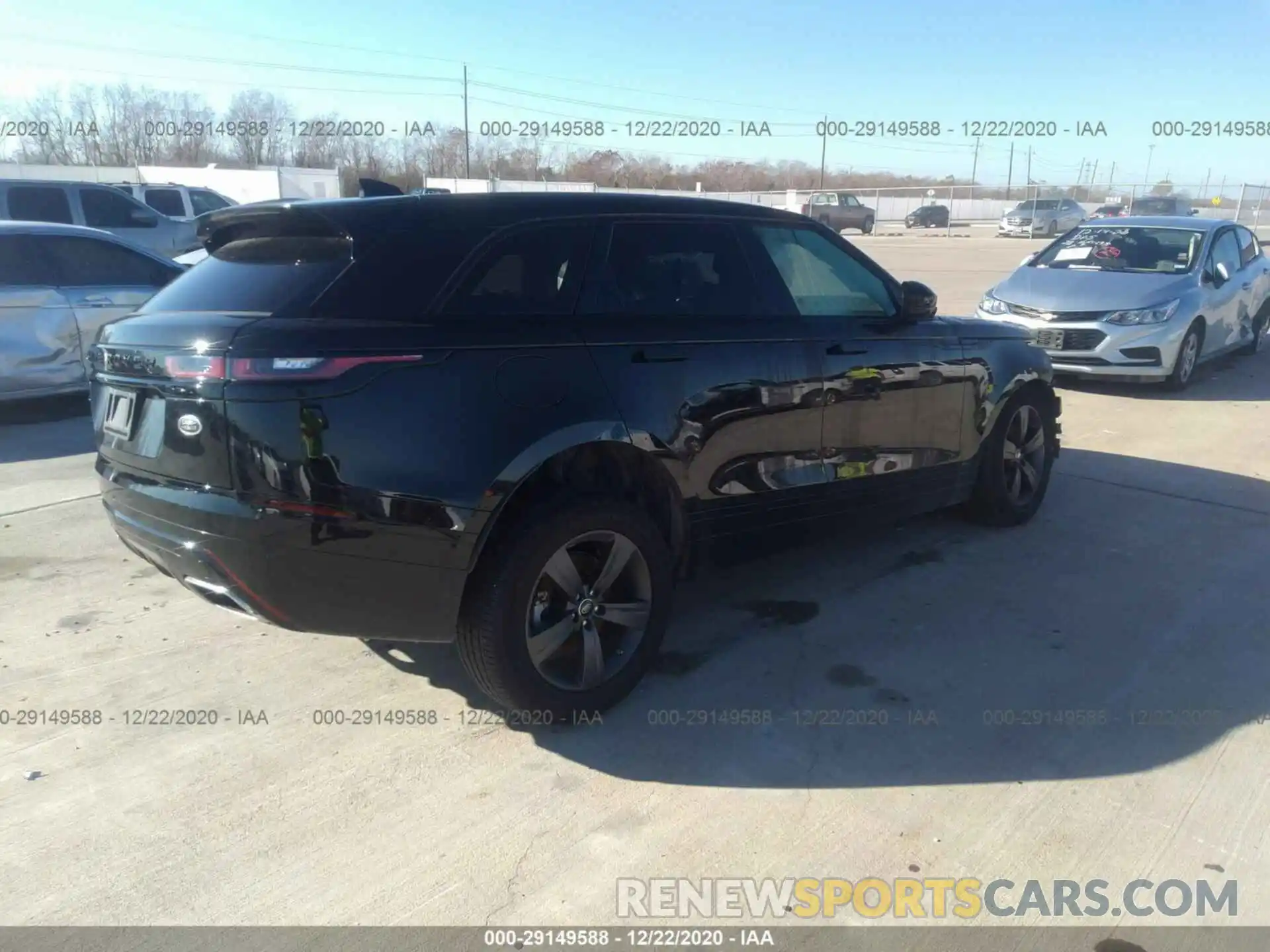 4 Photograph of a damaged car SALYK2FV7LA247275 LAND ROVER RANGE ROVER VELAR 2020