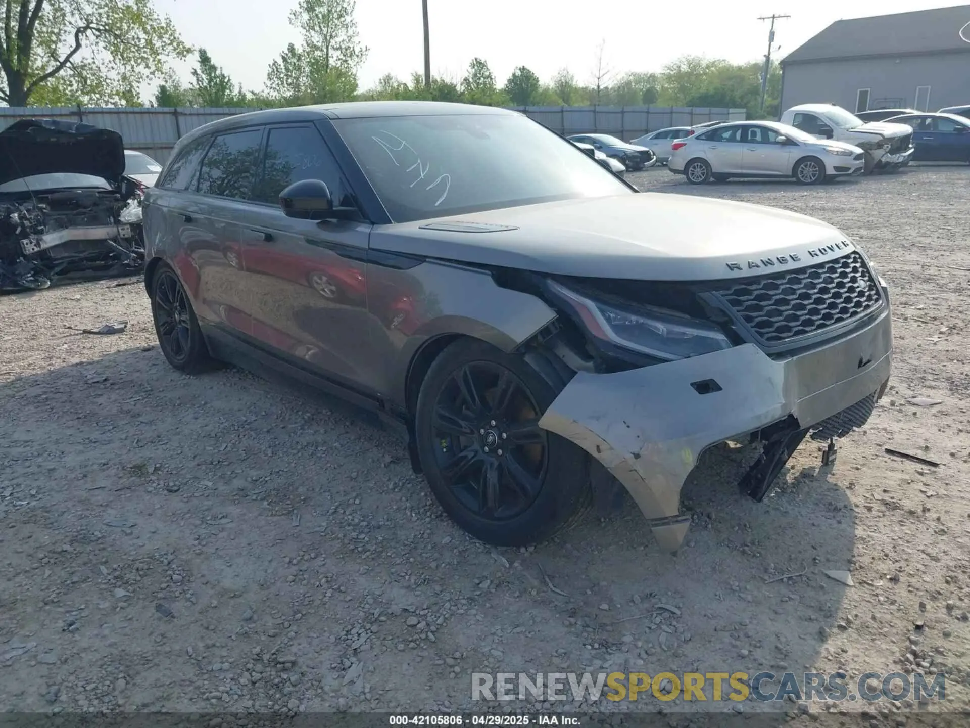 1 Photograph of a damaged car SALYK2FV8LA243025 LAND ROVER RANGE ROVER VELAR 2020