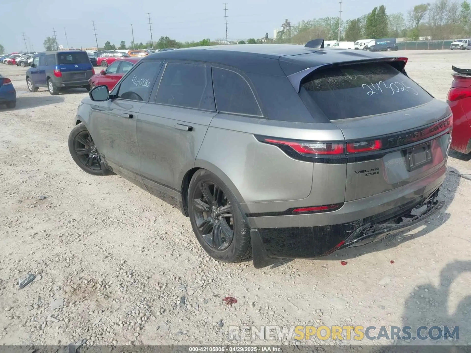 3 Photograph of a damaged car SALYK2FV8LA243025 LAND ROVER RANGE ROVER VELAR 2020