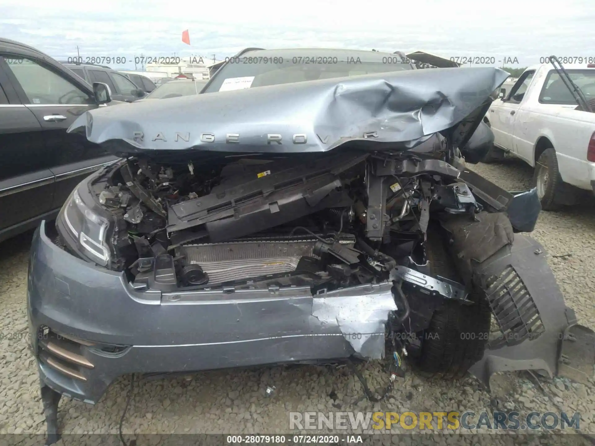 6 Photograph of a damaged car SALYM2EVXLA252451 LAND ROVER RANGE ROVER VELAR 2020