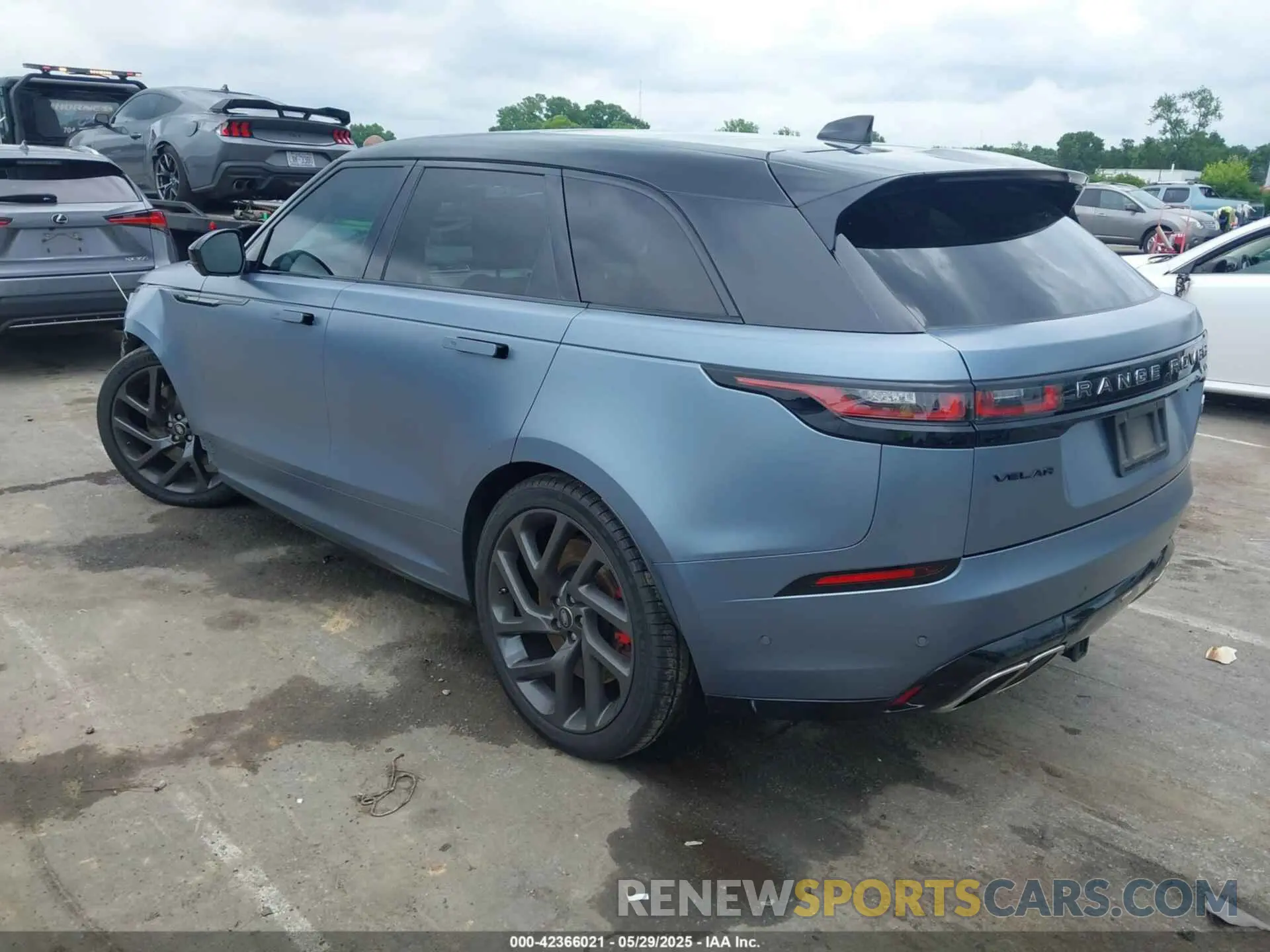 3 Photograph of a damaged car SALYU2EE1LA257148 LAND ROVER RANGE ROVER VELAR 2020