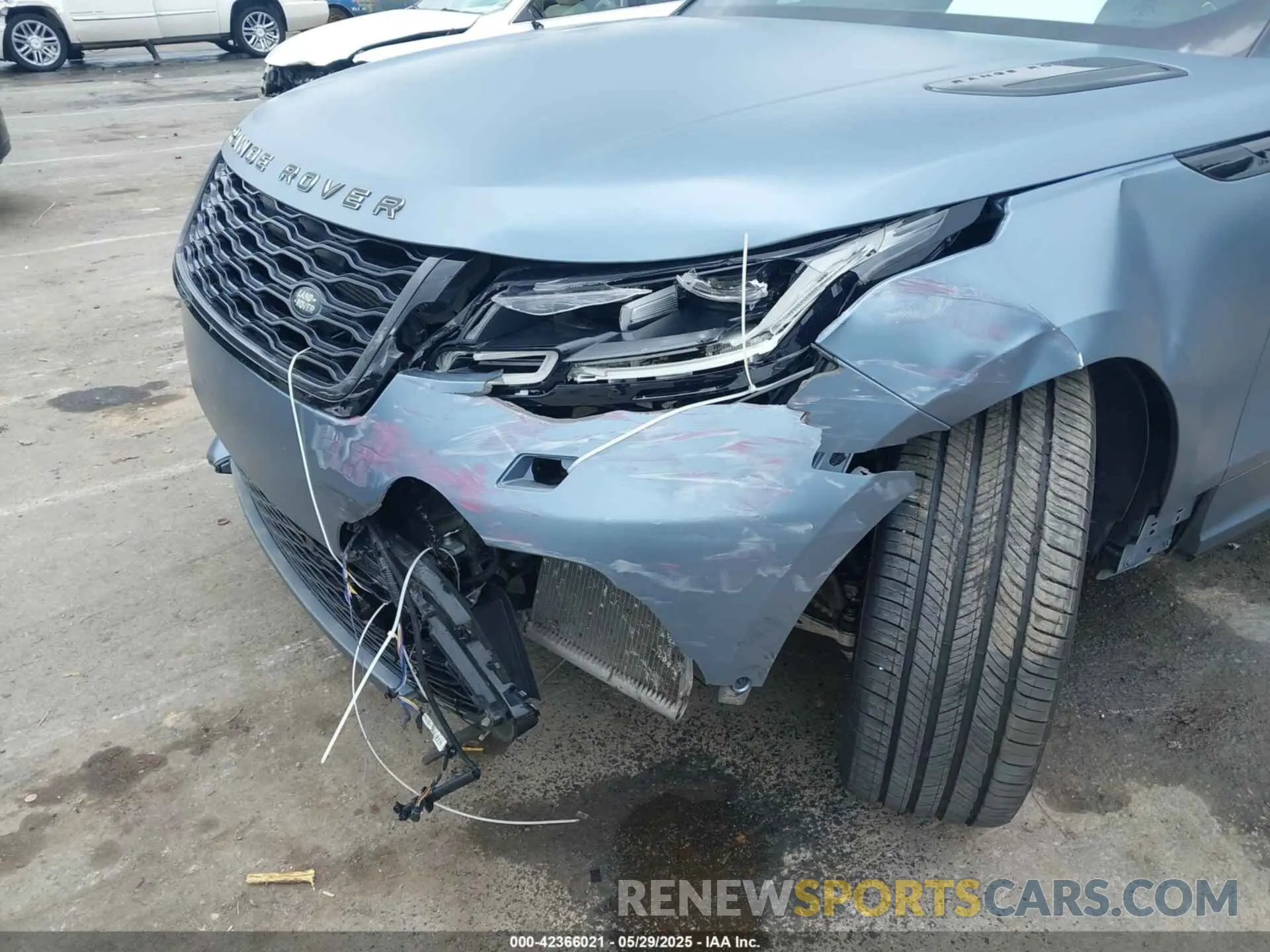 6 Photograph of a damaged car SALYU2EE1LA257148 LAND ROVER RANGE ROVER VELAR 2020