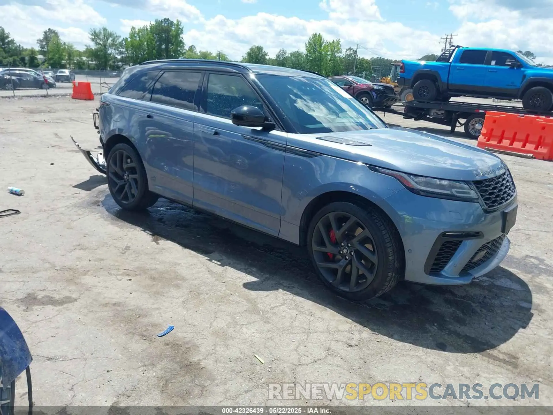 1 Photograph of a damaged car SALYU2EE1LA258140 LAND ROVER RANGE ROVER VELAR 2020