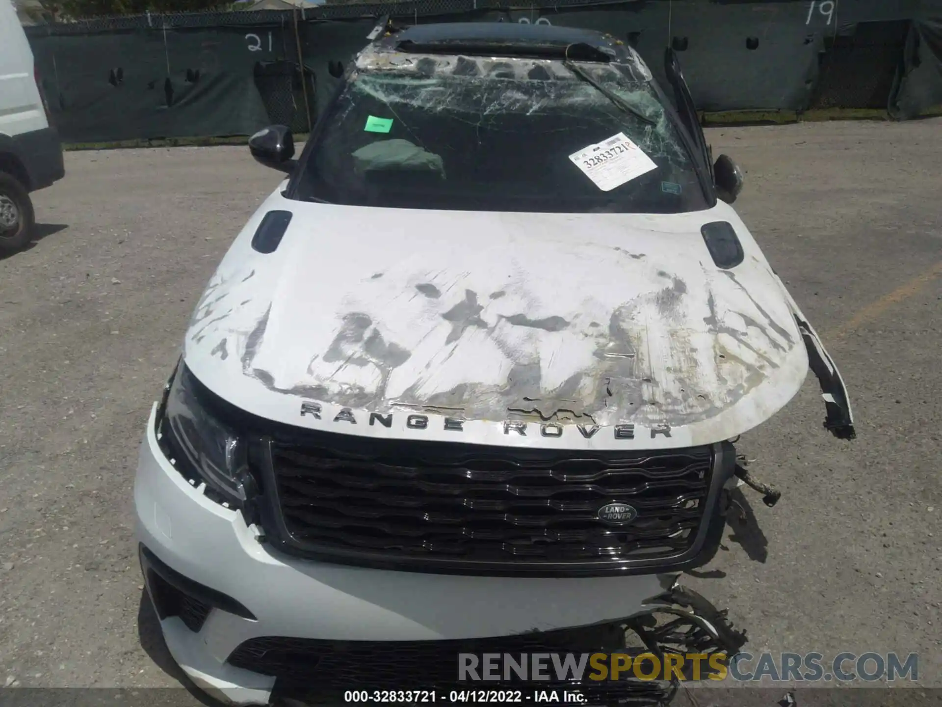 6 Photograph of a damaged car SALYU2EE2LA266165 LAND ROVER RANGE ROVER VELAR 2020