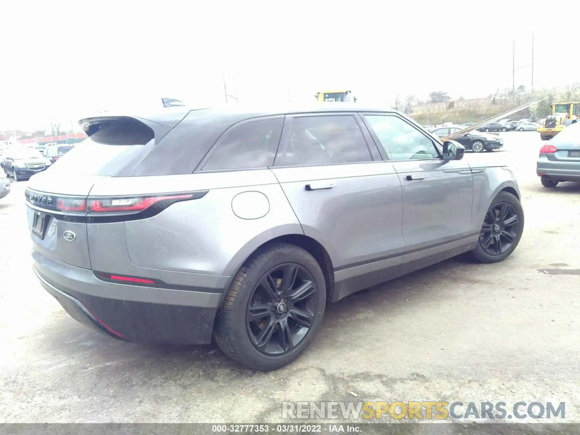 4 Photograph of a damaged car SALYJ2EU0MA315977 LAND ROVER RANGE ROVER VELAR 2021