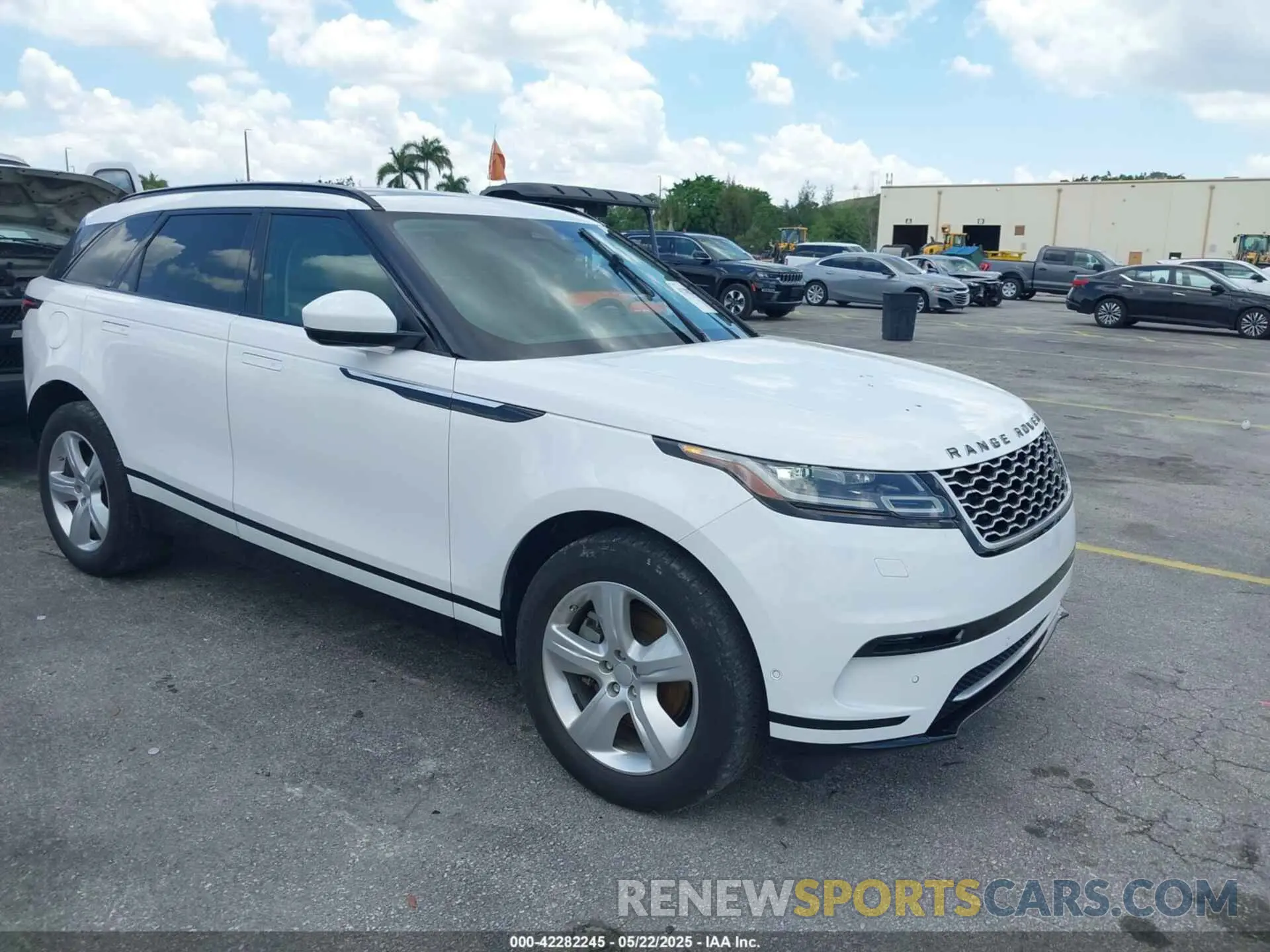 1 Photograph of a damaged car SALYJ2EX9MA307337 LAND ROVER RANGE ROVER VELAR 2021