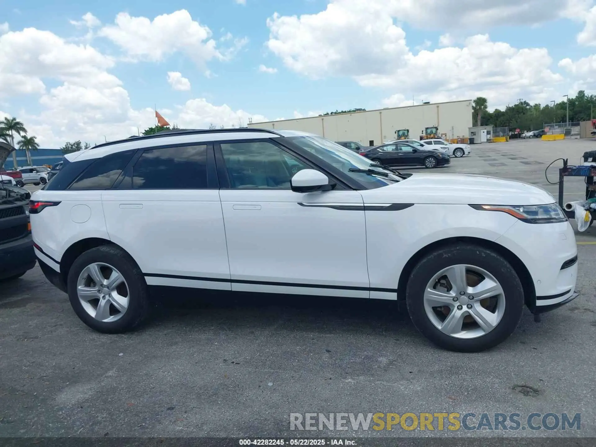 13 Photograph of a damaged car SALYJ2EX9MA307337 LAND ROVER RANGE ROVER VELAR 2021