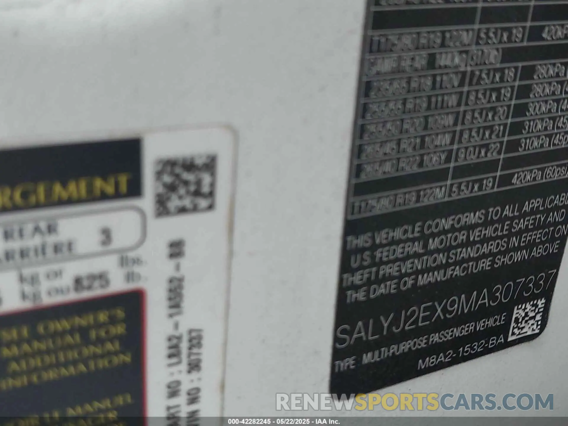 9 Photograph of a damaged car SALYJ2EX9MA307337 LAND ROVER RANGE ROVER VELAR 2021