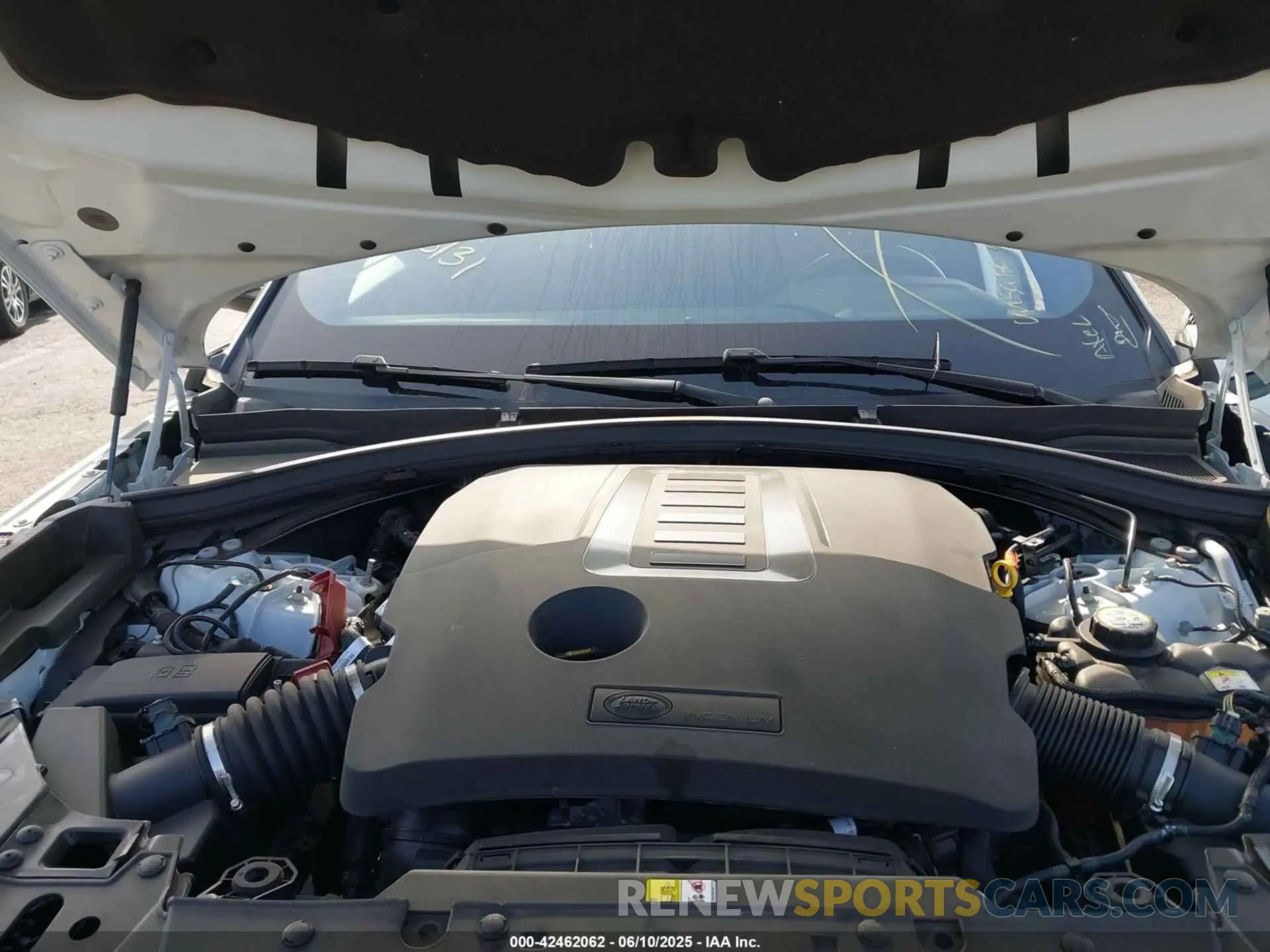 10 Photograph of a damaged car SALYT2EU2MA320866 LAND ROVER RANGE ROVER VELAR 2021