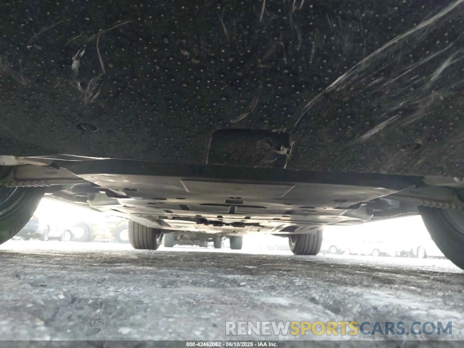 19 Photograph of a damaged car SALYT2EU2MA320866 LAND ROVER RANGE ROVER VELAR 2021