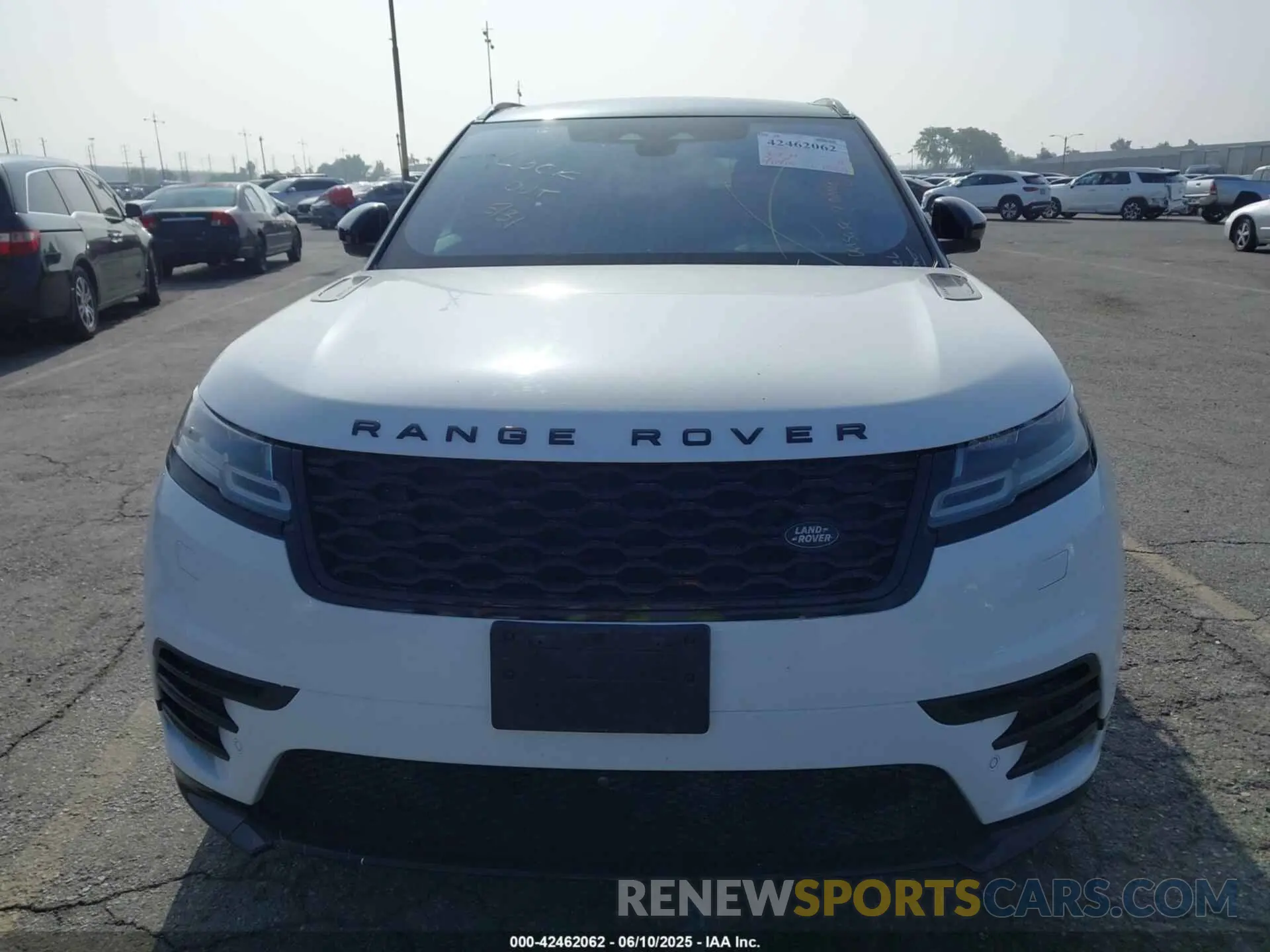 6 Photograph of a damaged car SALYT2EU2MA320866 LAND ROVER RANGE ROVER VELAR 2021