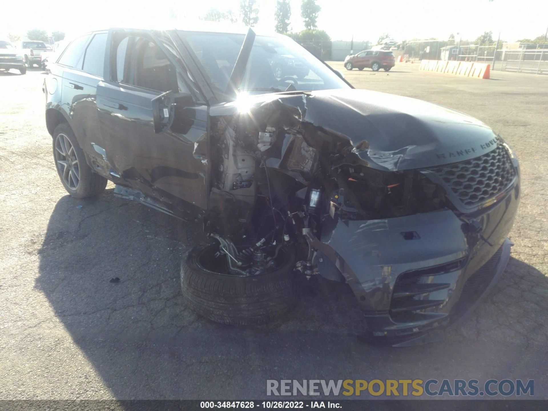 1 Photograph of a damaged car SALYT2EUXMA303605 LAND ROVER RANGE ROVER VELAR 2021