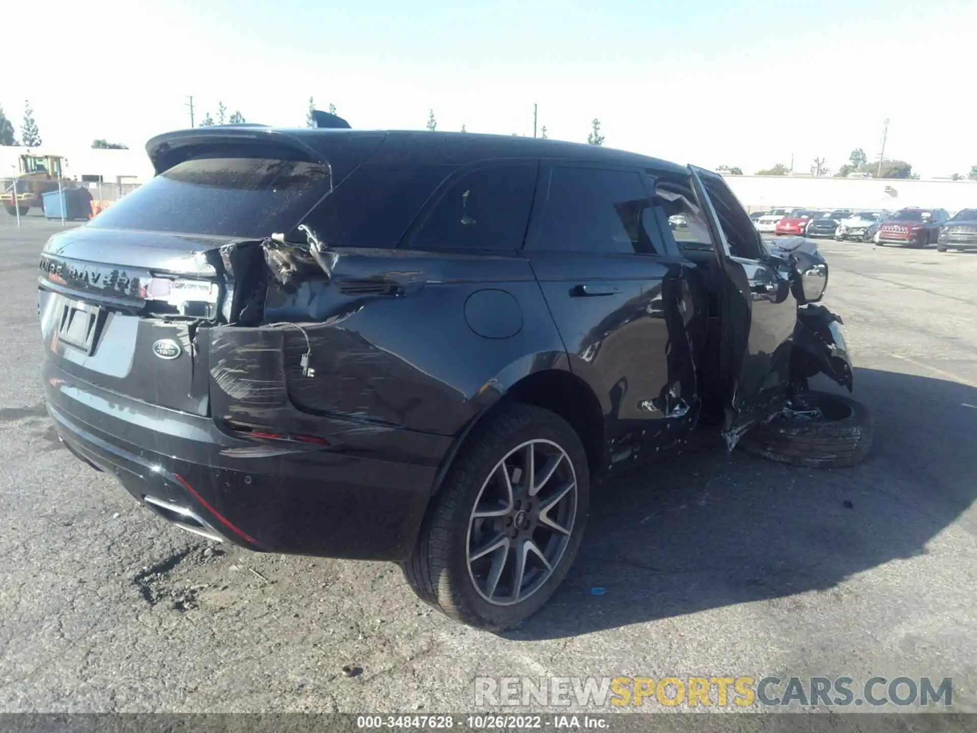 4 Photograph of a damaged car SALYT2EUXMA303605 LAND ROVER RANGE ROVER VELAR 2021