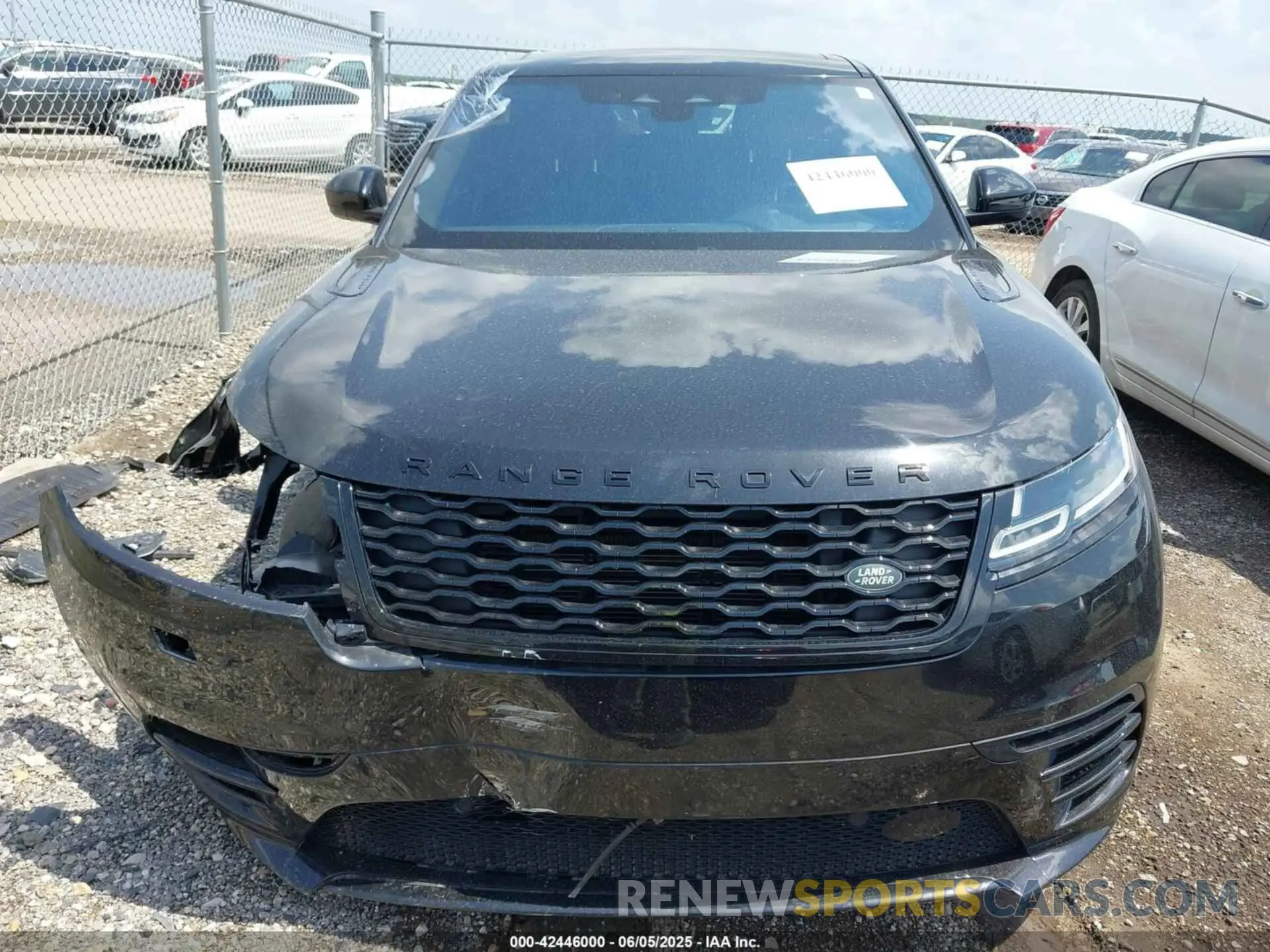 11 Photograph of a damaged car SALYT2EX0MA319824 LAND ROVER RANGE ROVER VELAR 2021