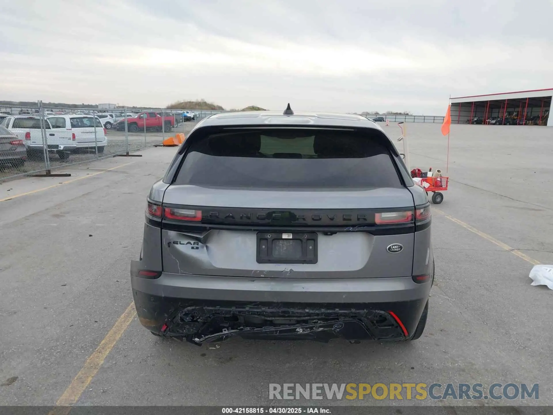 16 Photograph of a damaged car SALYT2EX3MA320305 LAND ROVER RANGE ROVER VELAR 2021